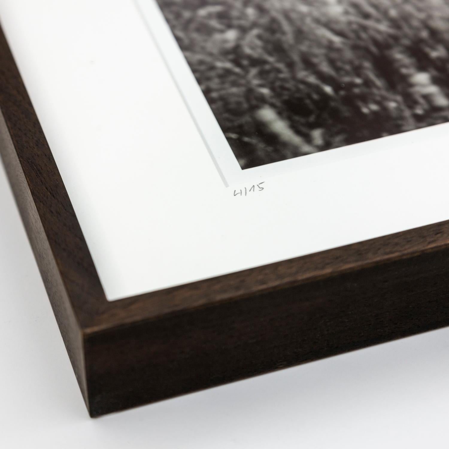 © Gerald Berghammer - Limited Edition 4/15
Silver Gelatin Prints, Selenium Toned, Printed 2020
Signed, numbered, dated by Artis.
Handmade wood frame, black, natural white archival Passepartout, anti-reflection white glass, UV 70, metal corners for