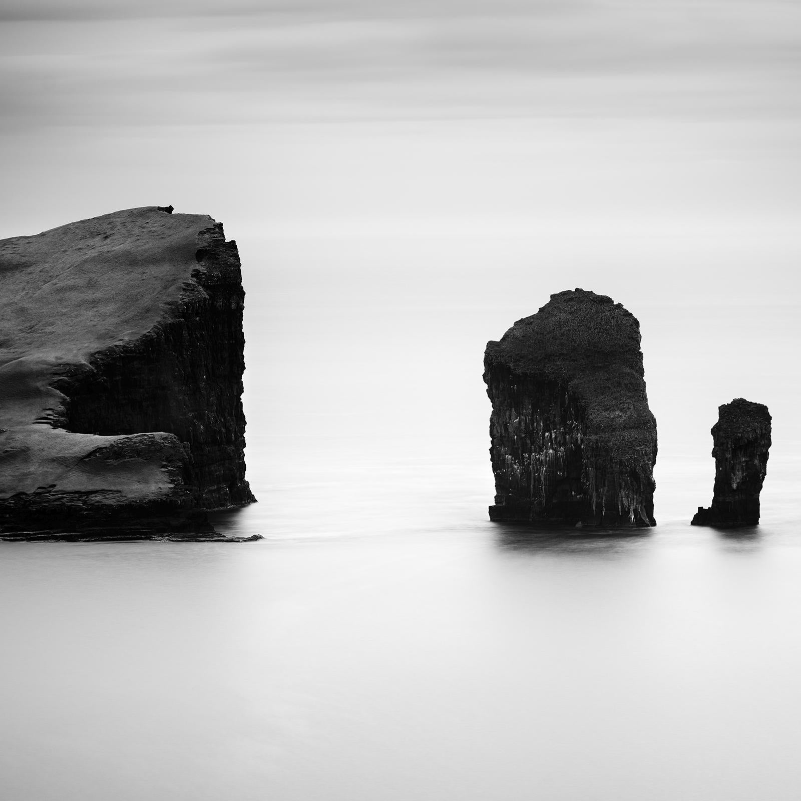 North Atlantic Basalt, Schwarz-Weiß-Fotografie, Meereslandschaft, limitierte Auflage im Angebot 3