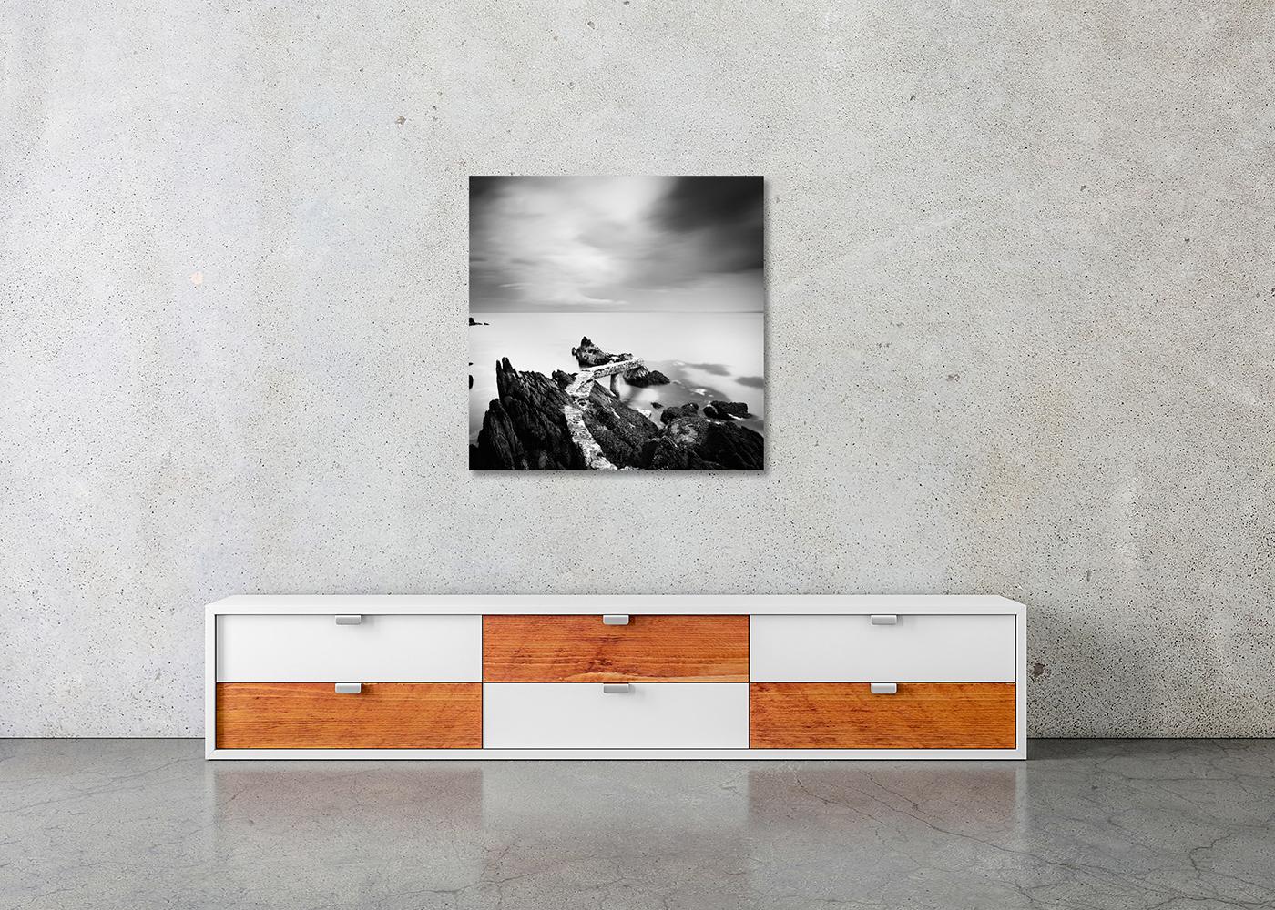 Old Pier, Irland, Schwarz-Weiß-Fotografie, Landschaftsdruck in limitierter Auflage im Angebot 2