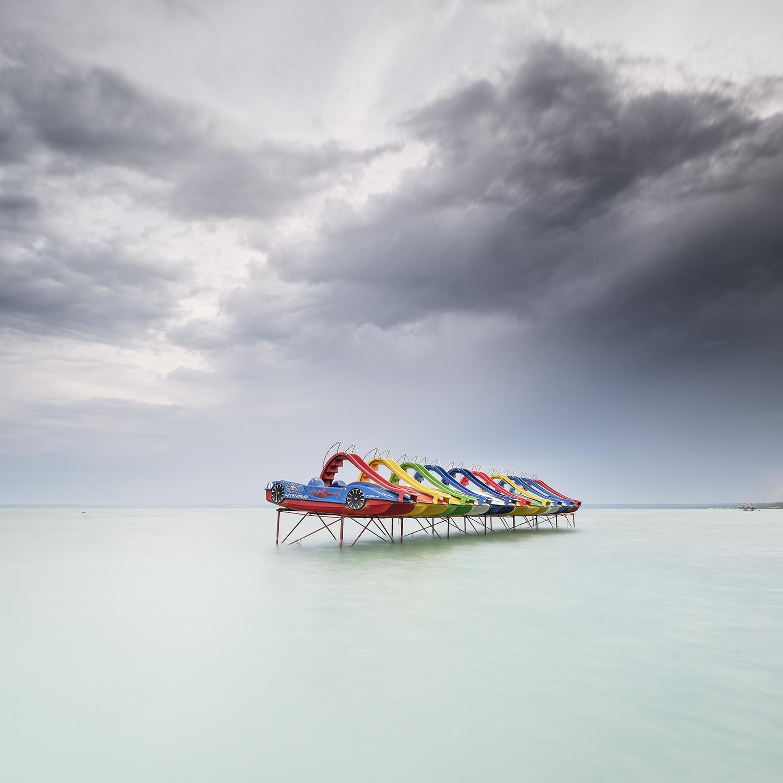 Paddelboot, Lago Balaton, Hungría, fotografía en color, paisaje, edición limitada en venta 3