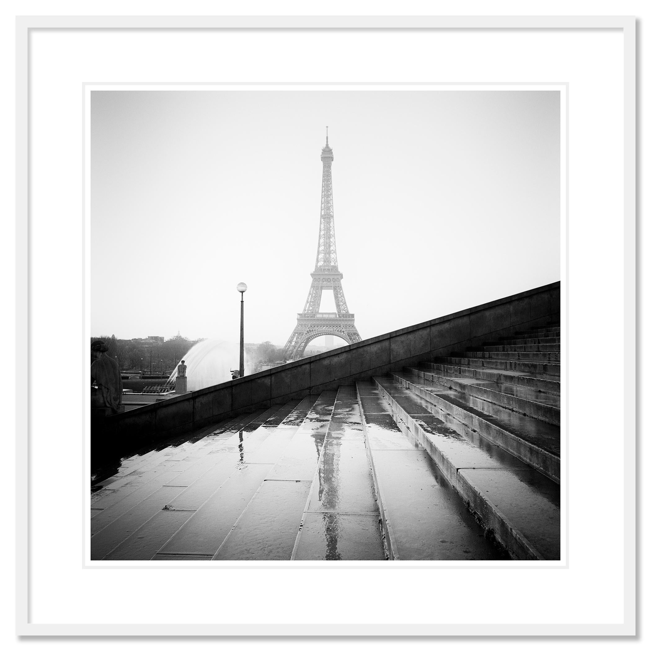 Palais de Chaillot, Tour Eiffel, Paris, photographie noir et blanc, paysage en vente 1