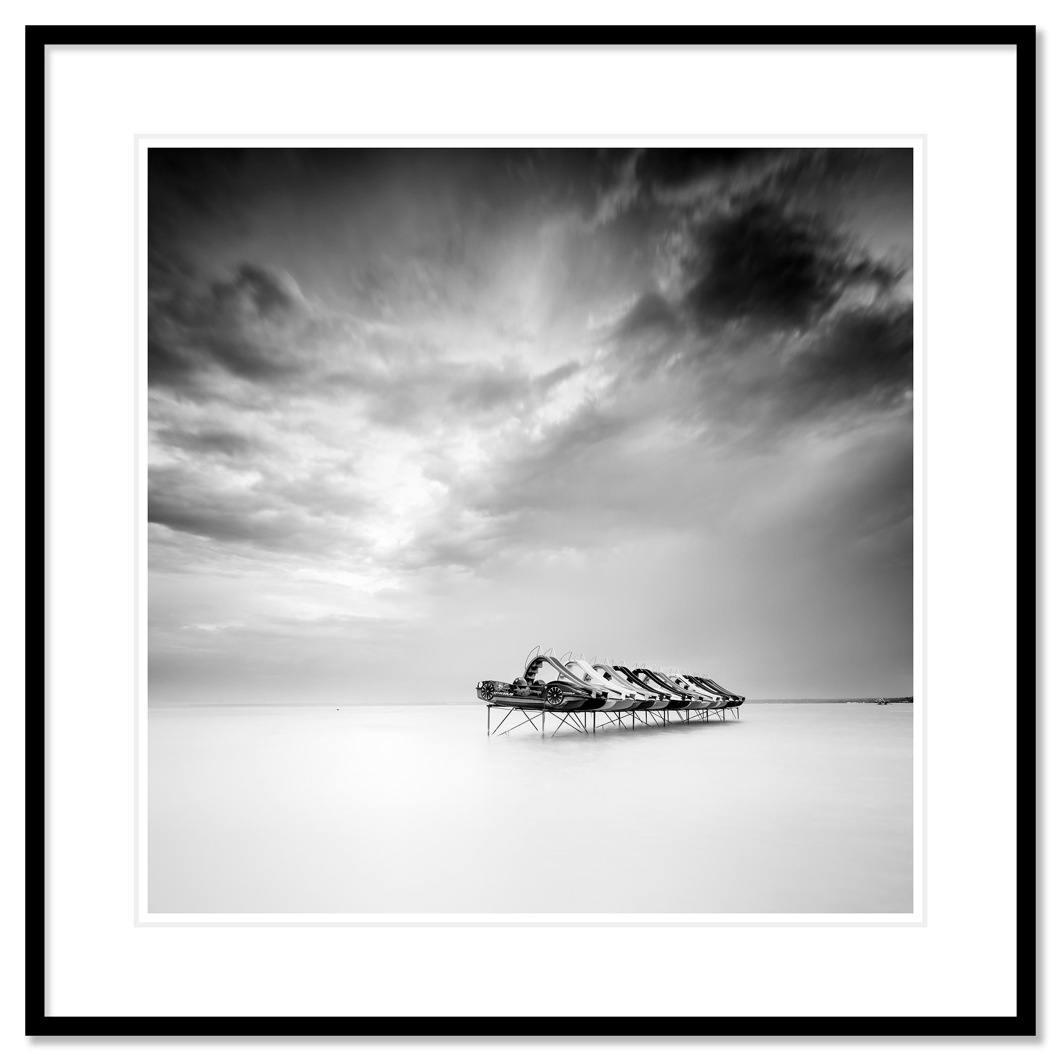 Paisaje acuático de larga exposición en blanco y negro - fotografía de paisaje. Impresión con tinta de pigmento de archivo en una edición limitada de 7 ejemplares. Todas las impresiones de Gerald Berghammer se realizan por encargo en ediciones