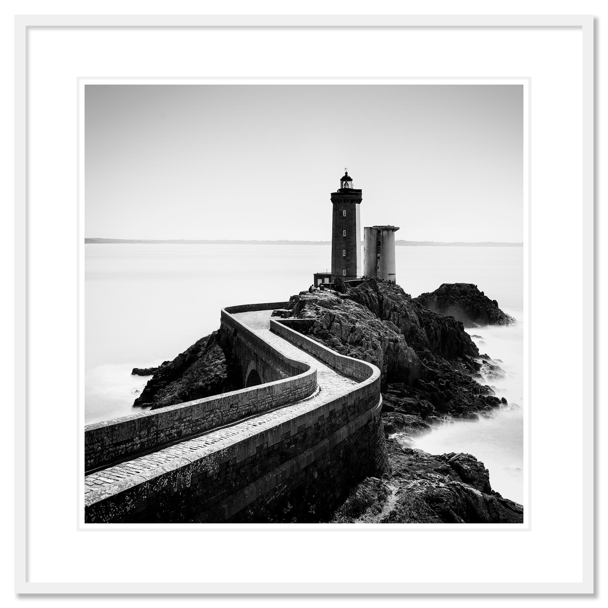 Faro di Petit Minou, fotografia in bianco e nero, paesaggio marino, edizione limitata in vendita 1