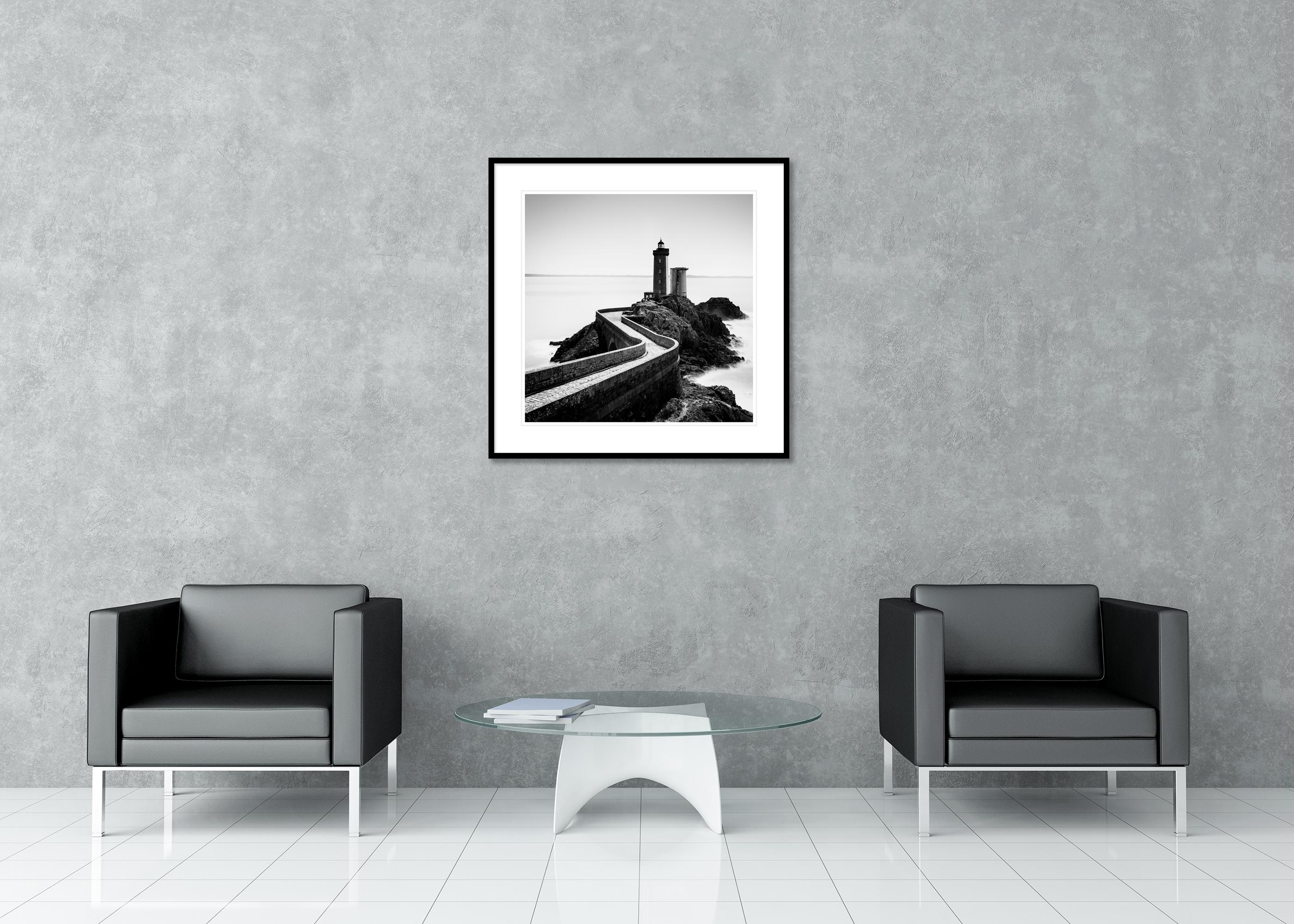 Faro di Petit Minou, fotografia in bianco e nero, paesaggio marino, edizione limitata in vendita 2