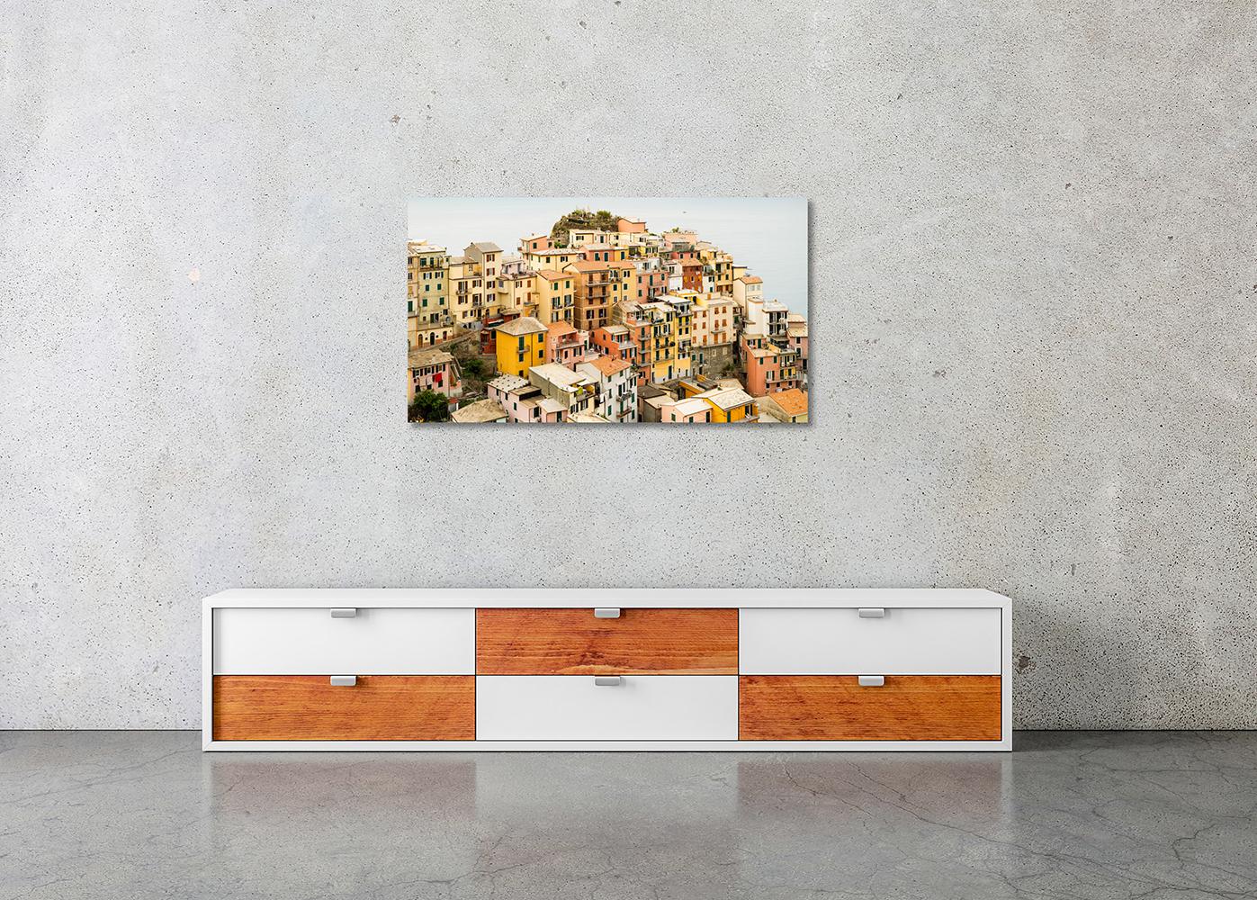 Picturesque Village, Cinque Terre, großformatige Farbfotografie, limitierte Auflage im Angebot 2