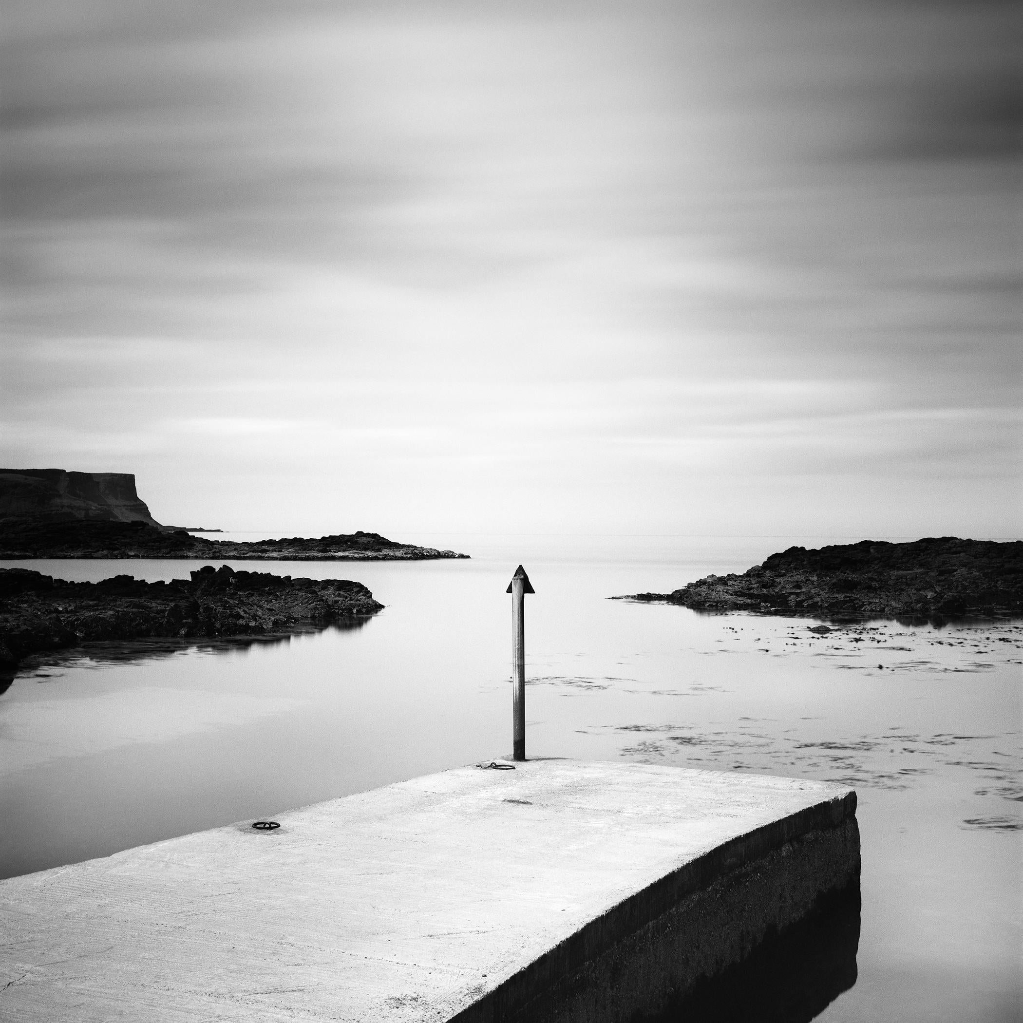 Pier, Irish Coast, Irlande, photographie de paysage en noir et blanc à longue exposition