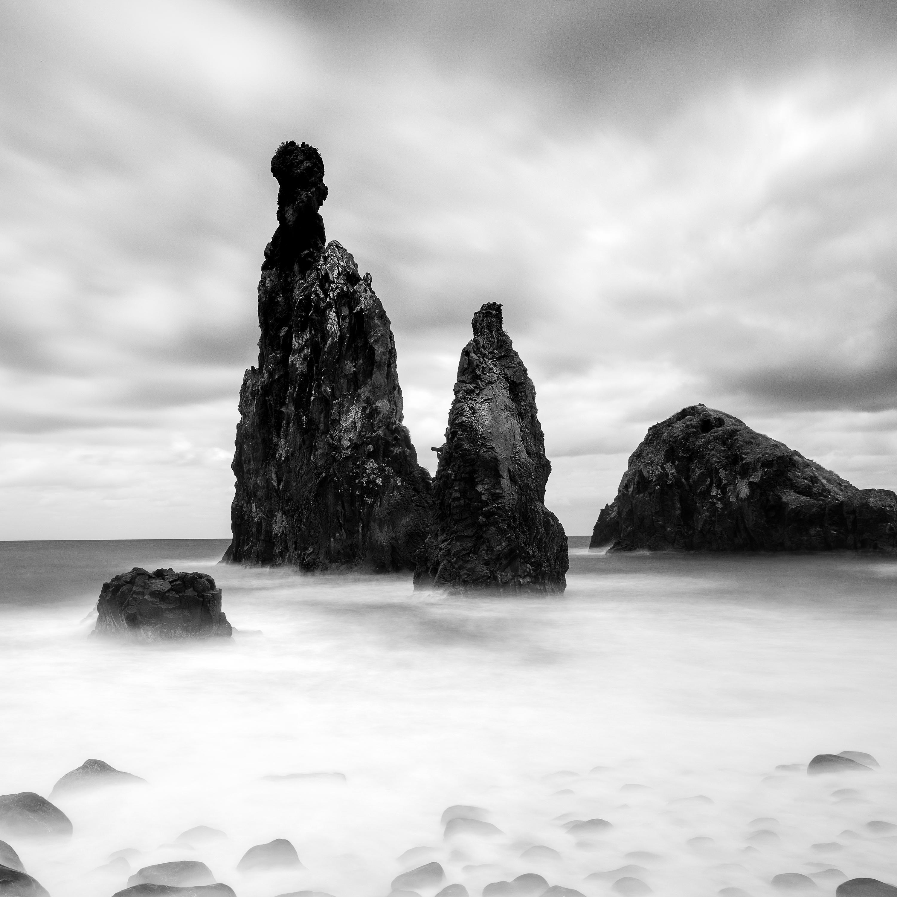 Ribeira da Janela, Portugal, Schwarz-Weiß-Fotografie, Landschaft im Angebot 4