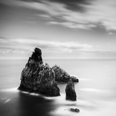 Ribeira da Janela Felsen, Küste, Schwarz-Weiß-Kunst-Wasserlandschaftsfotografie