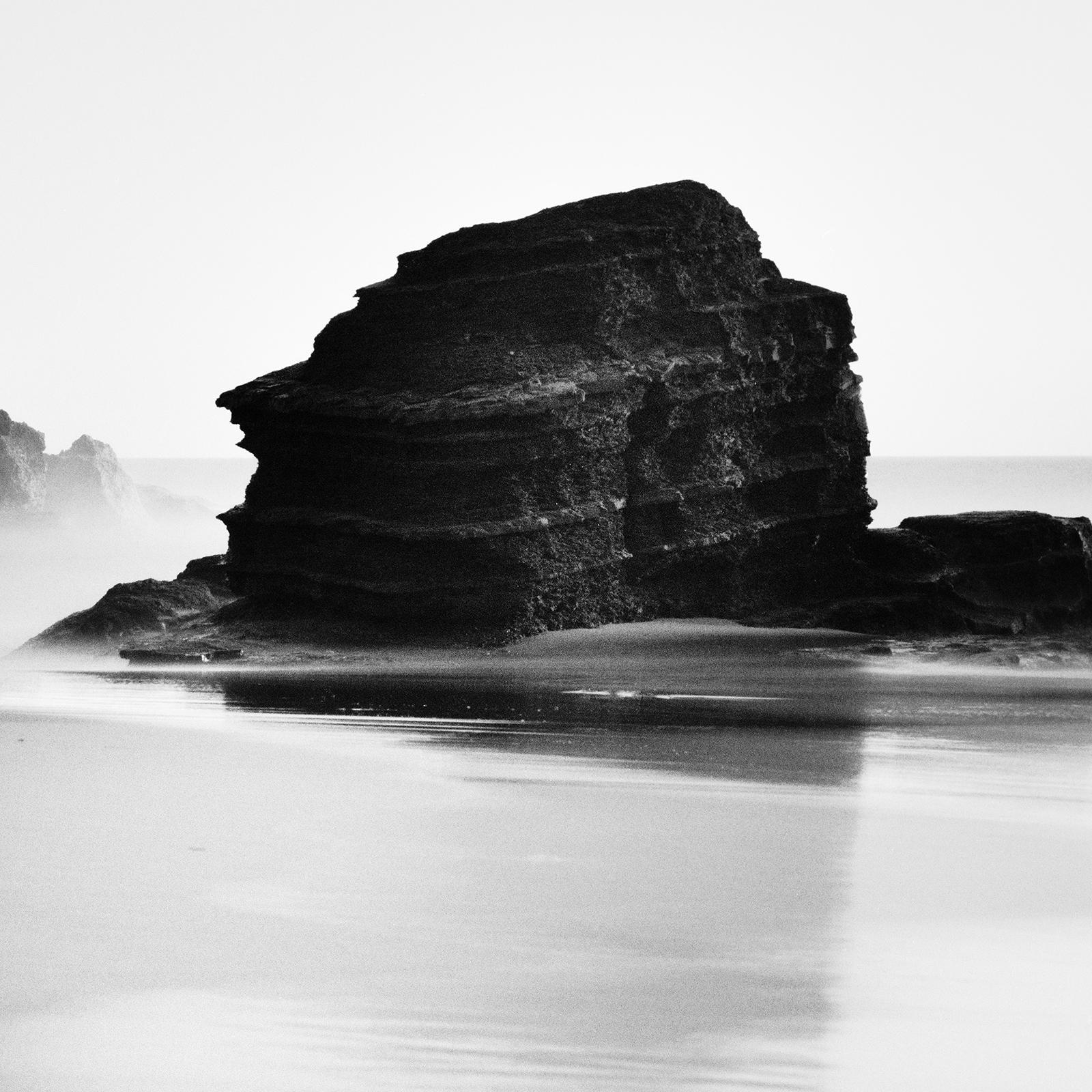 Rocky Beach, Küste, Schwarz-Weiß-Fotografie, limitierte Auflage, Landschaft im Angebot 5