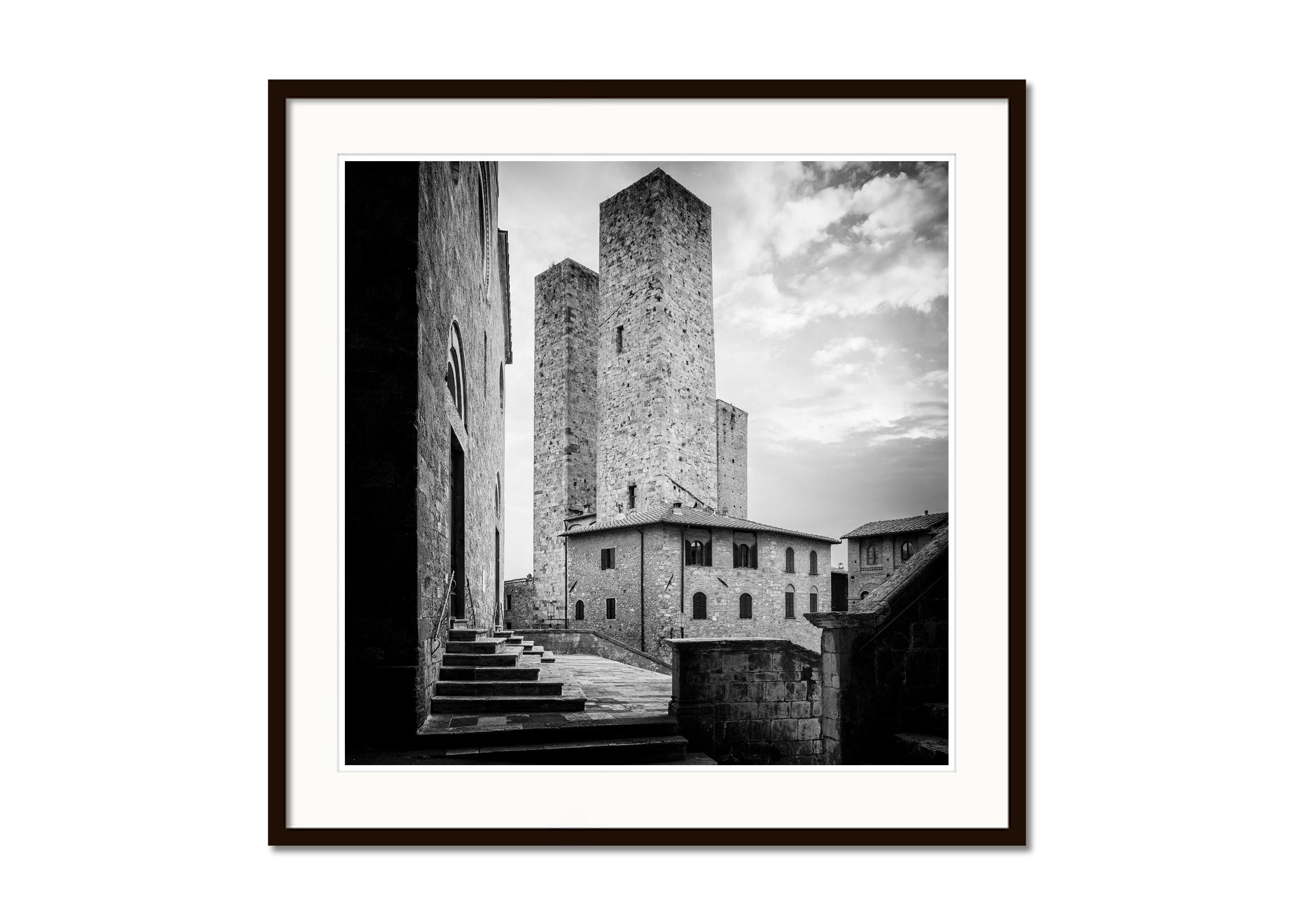 Black and white fine art cityscape photography. Archival pigment ink print as part of a limited edition of 7. All Gerald Berghammer prints are made to order in limited editions on Hahnemuehle Photo Rag Baryta. Each print is stamped on the back and