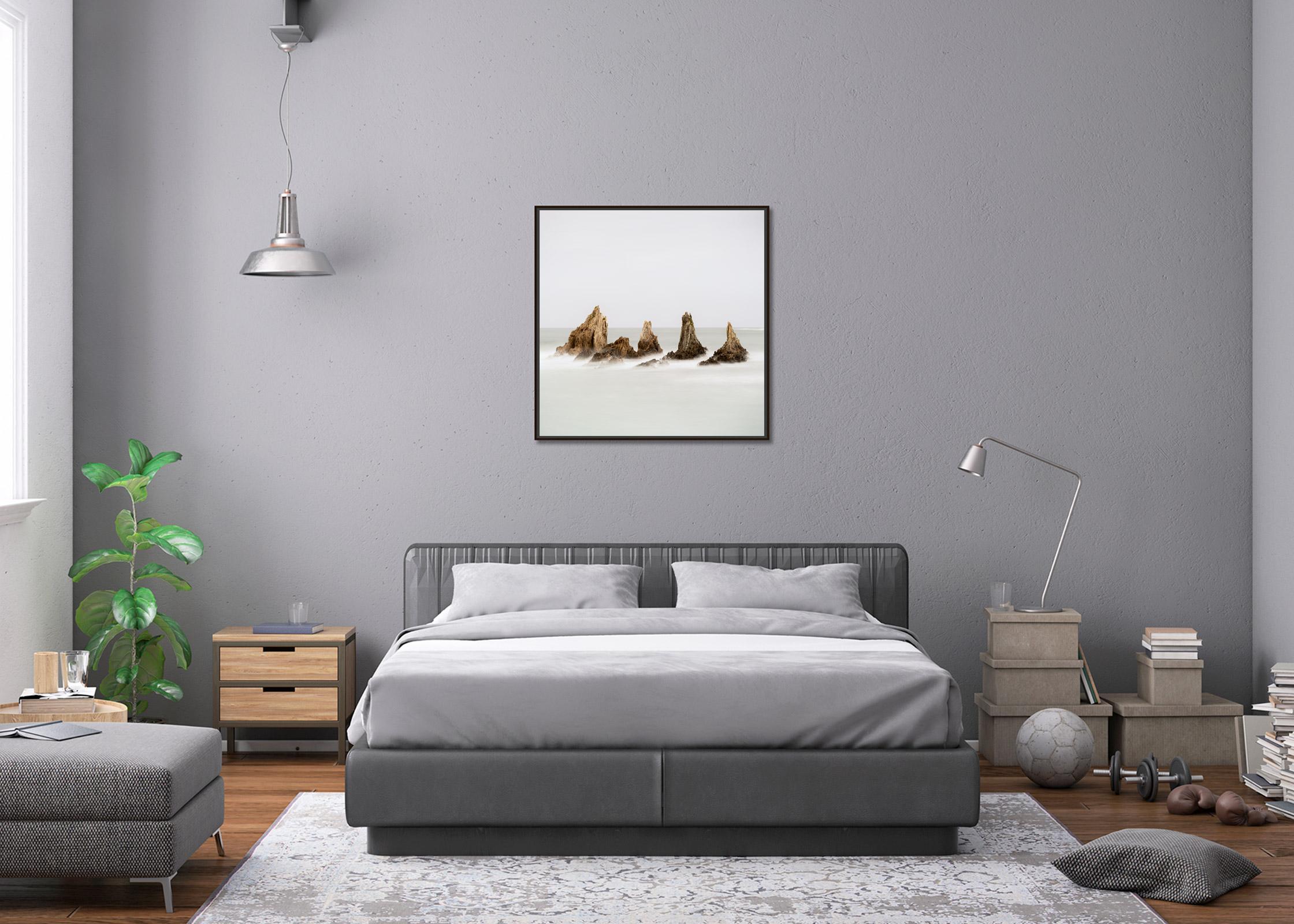 Sea Stack, Bay of Biscay, Farbfotografie, limitierte Auflage, Meereslandschaft im Angebot 1
