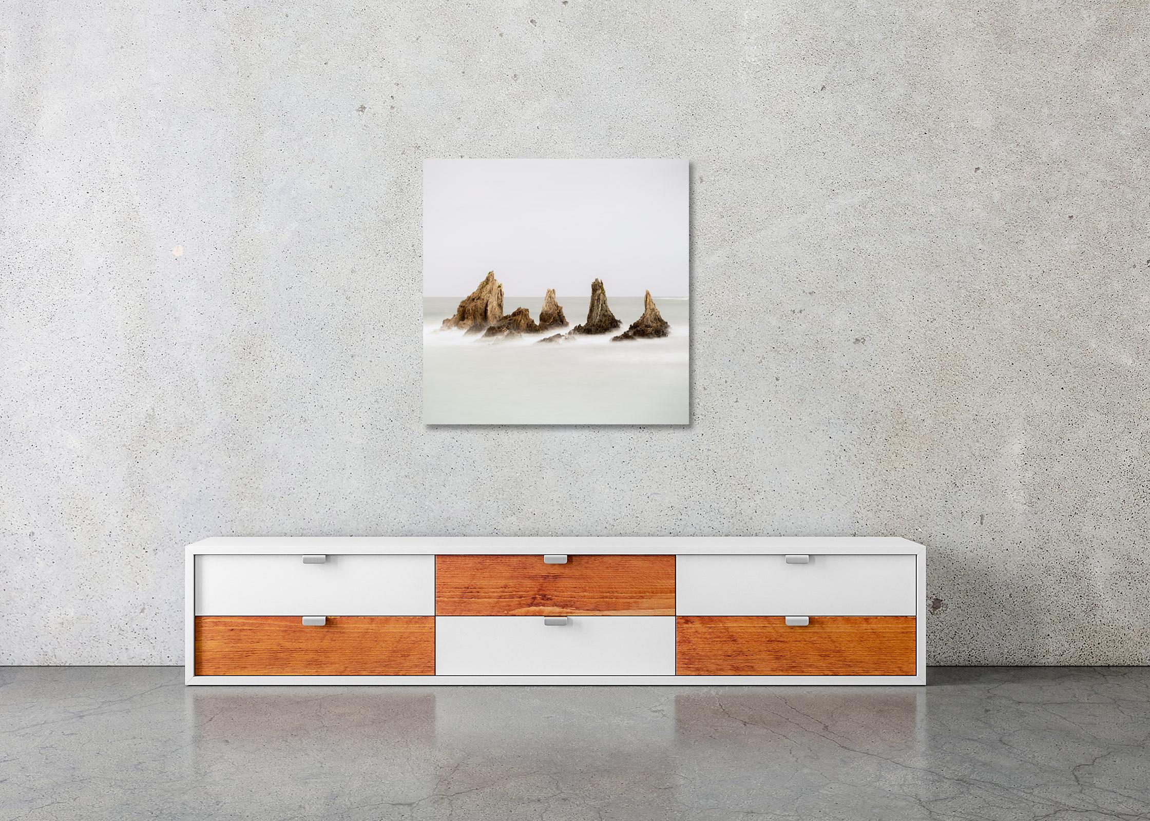 Sea Stack, Bay of Biscay, Farbfotografie, limitierte Auflage, Meereslandschaft im Angebot 2