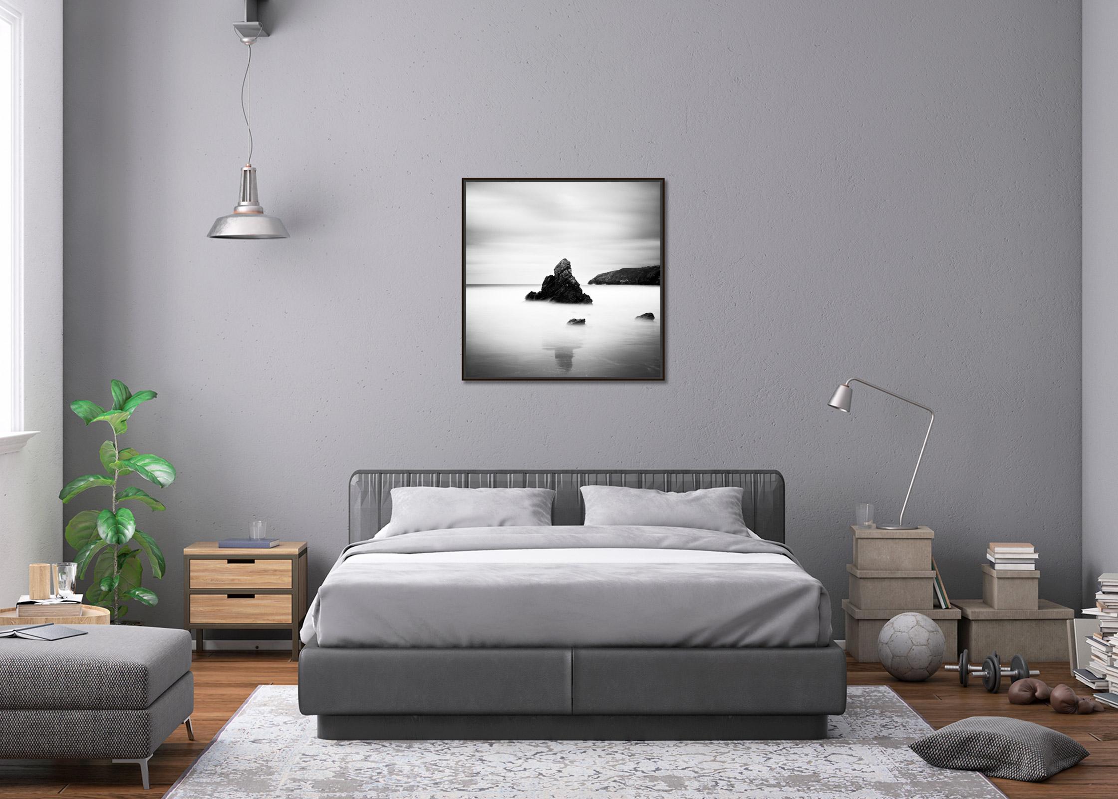 Stack am Meer, schottische Felsenküste, Schottland, Schwarz-Weiß-Fotografie, Landschaft im Angebot 1