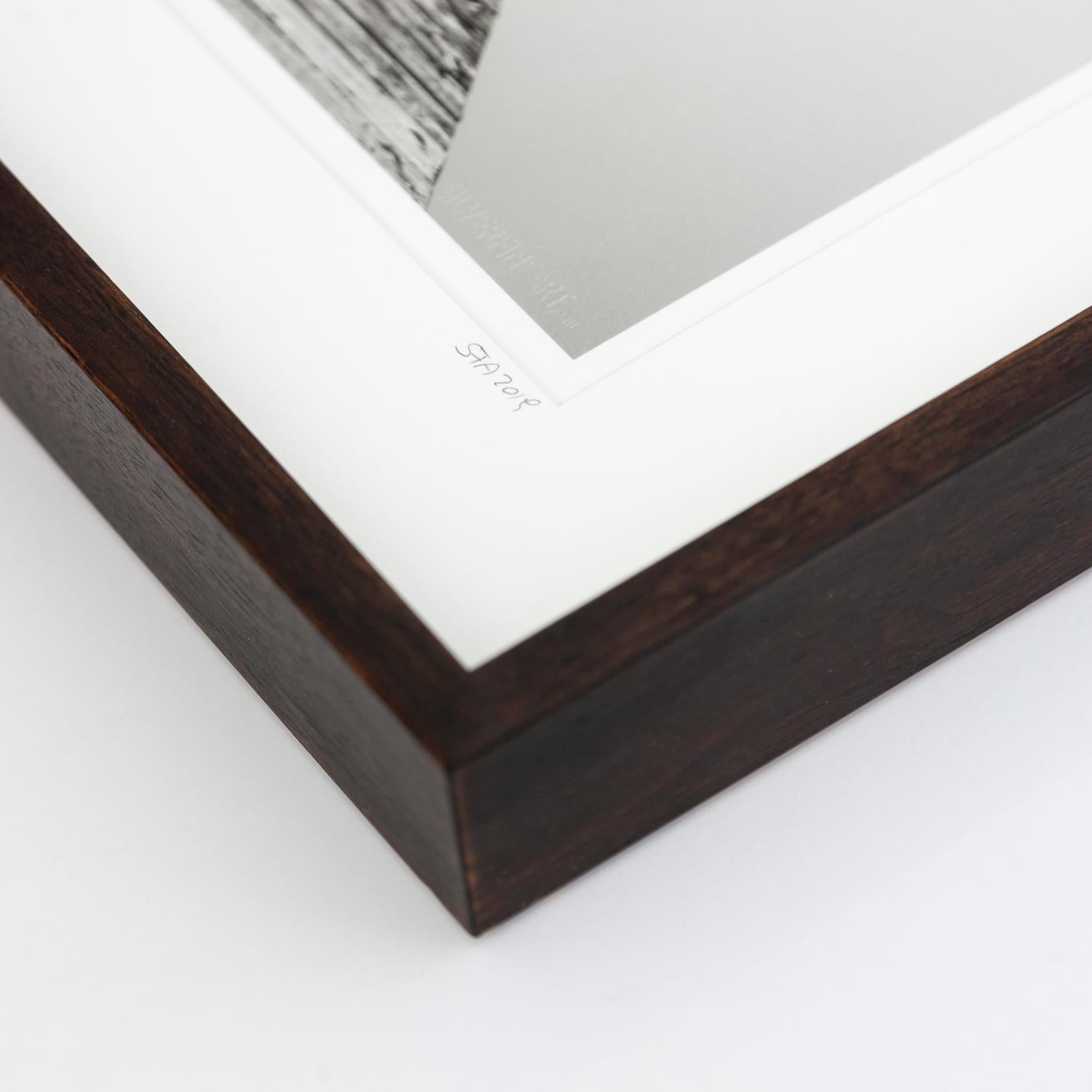 Gerald Berghammer - Limited Edition 3/20
Silver Gelatin Prints, Selenium Toned, Printed 2019
Signed, numbered, dated by Artis.
Handmade wood frame, dark-brown, natural white archival Passepartout, anti-reflection white glass, UV 70, metal corners