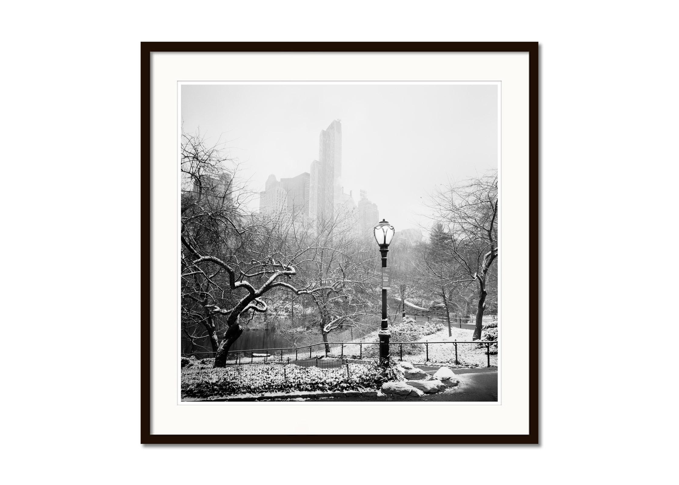 Snow covered Central Park, New York City, black and white cityscape photography - Contemporary Photograph by Gerald Berghammer