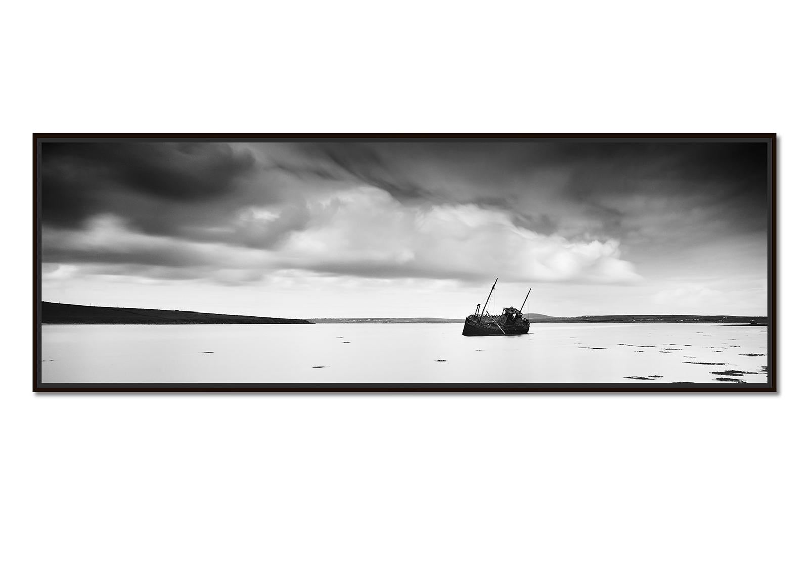 Varado, Panorama, fotografía en blanco y negro, impresión paisajística de edición limitada - Photograph de Gerald Berghammer