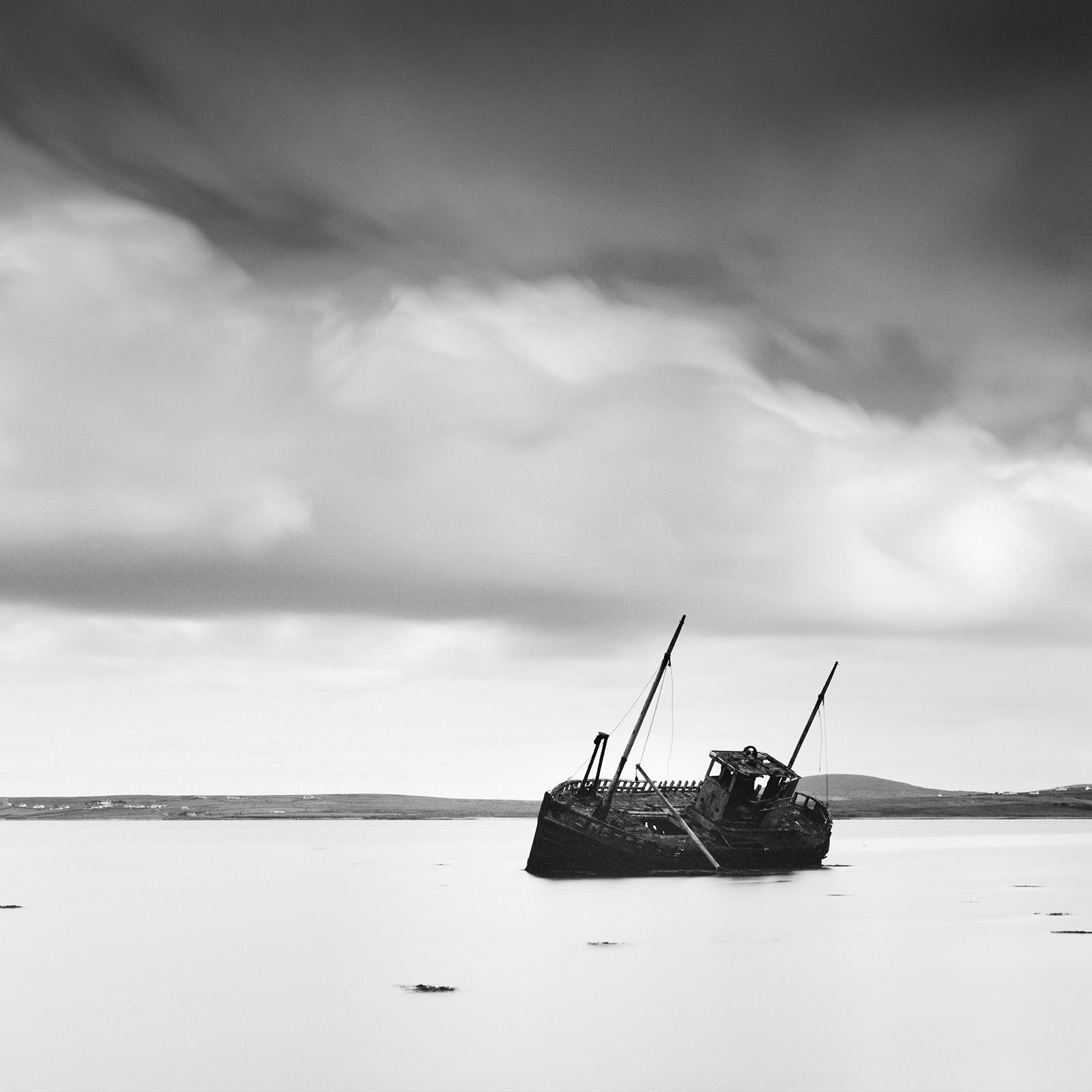 Varado, Panorama, fotografía en blanco y negro, impresión paisajística de edición limitada en venta 3