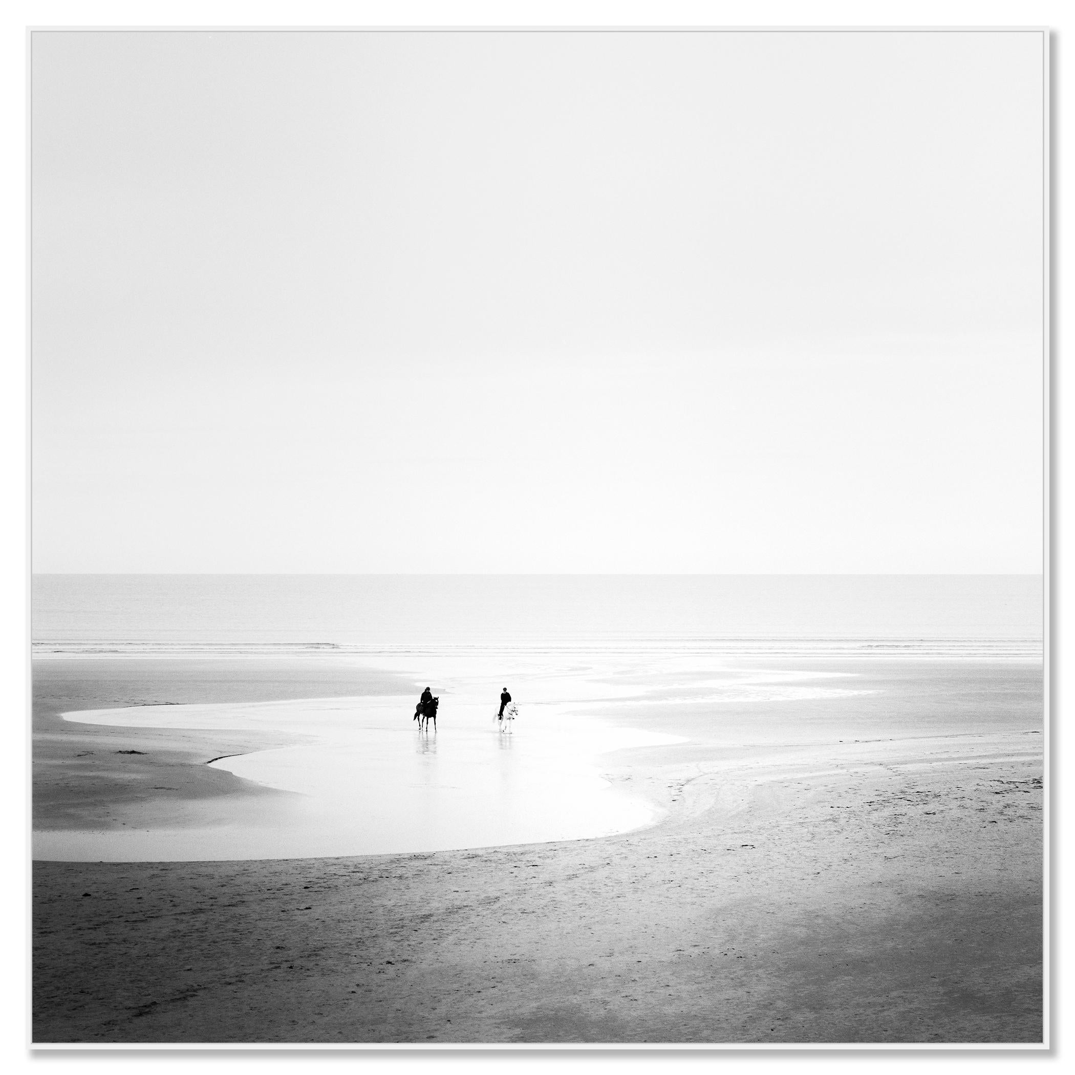 Sunday Morning, Horse Riding, Beach, Nature, Ireland - Contemporary Photograph by Gerald Berghammer