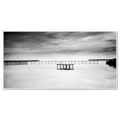 Panorama dell'area balneabile – Fotografia in bianco e nero in edizione limitata in stile minimalista