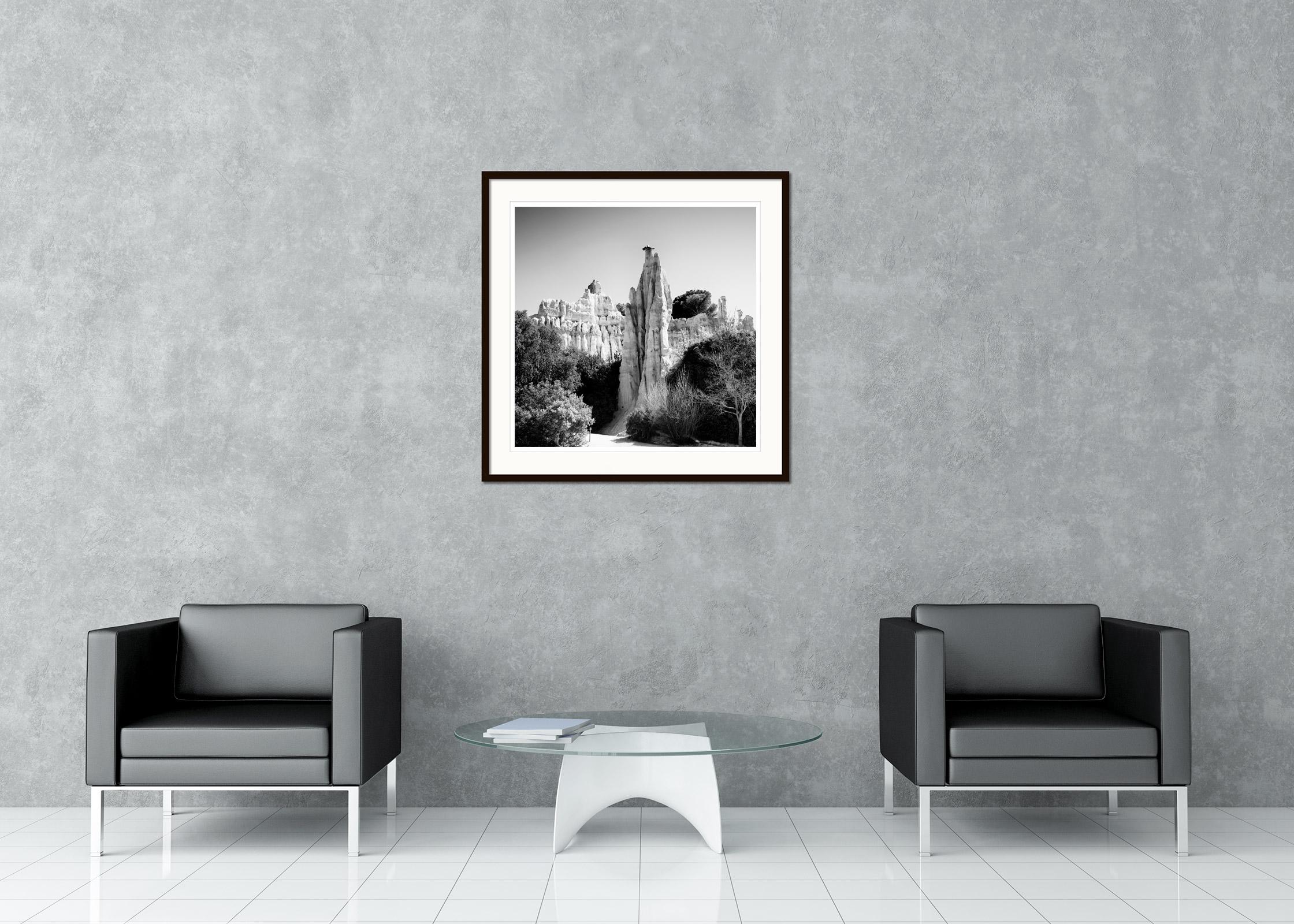 Black and white fine art landscape photography print. Archival pigment ink print, edition of 7. Signed, titled, dated and numbered by artist. Certificate of authenticity included. Printed with 4cm white border.
International award winner