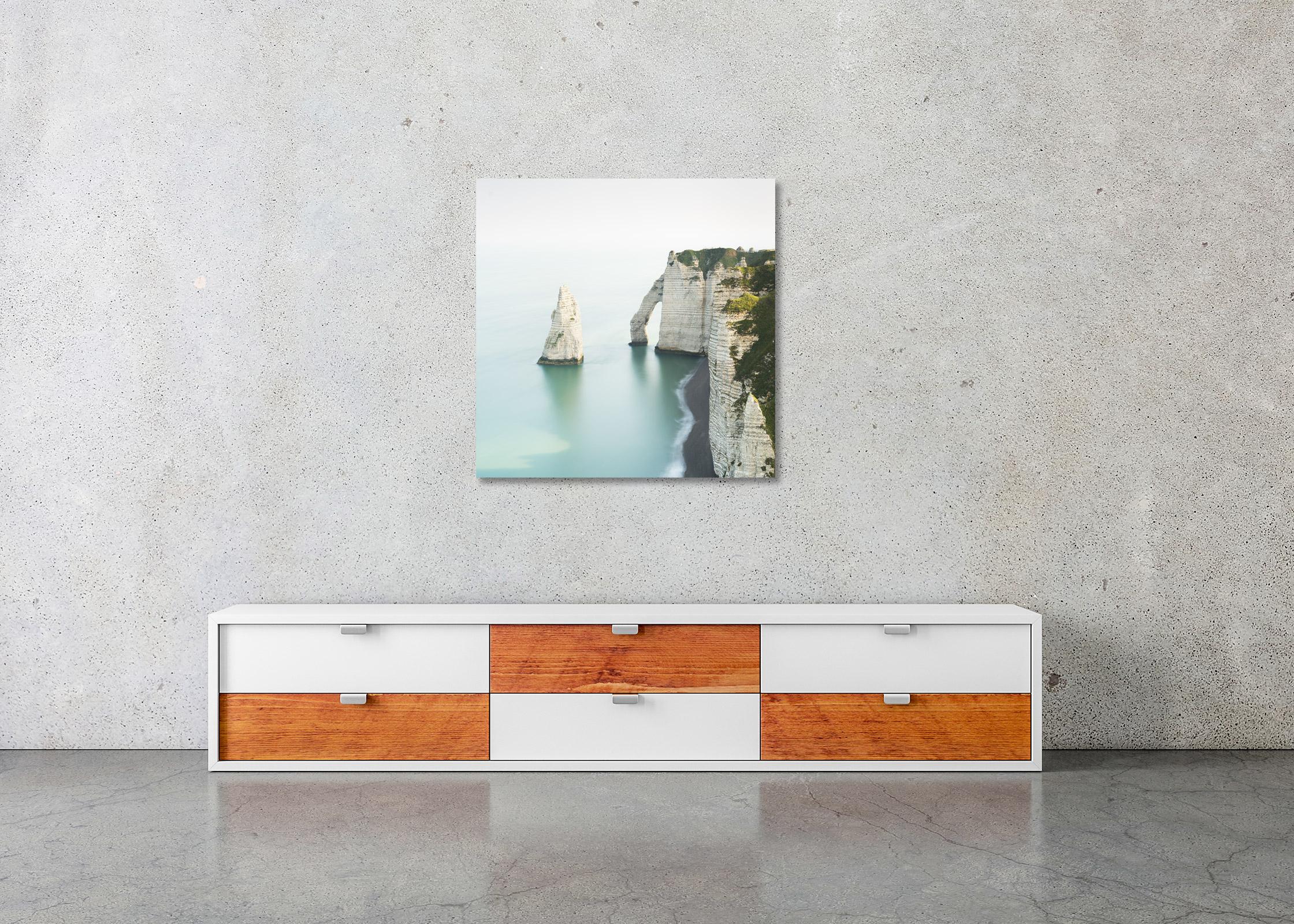 Whiting Cliffs of Etretat, fotografia a colori su larga scala, edizione limitata, paesaggio in vendita 1