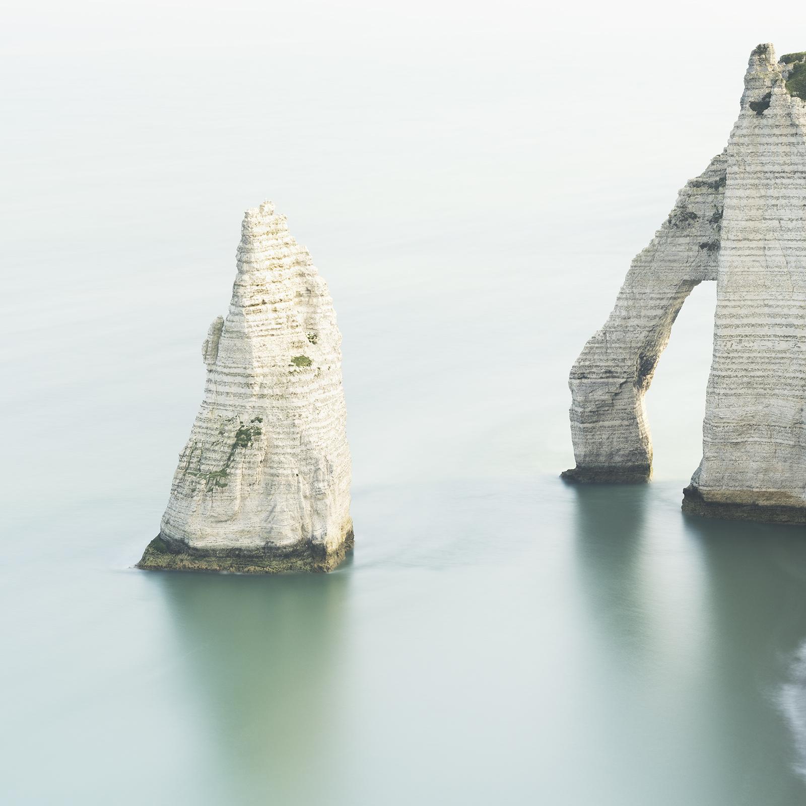 Whiting Cliffs of Etretat, fotografia a colori su larga scala, edizione limitata, paesaggio in vendita 3