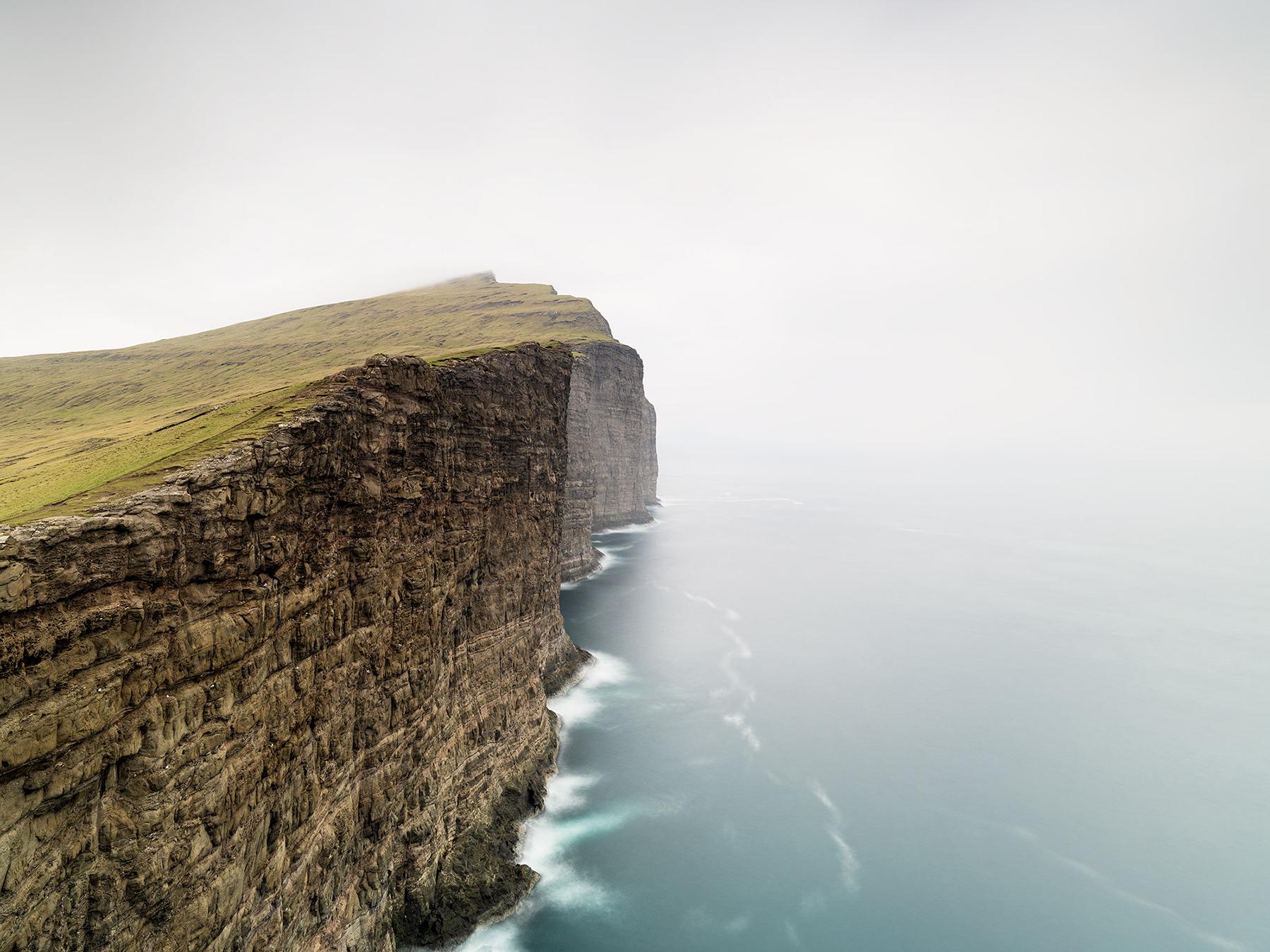 Gerald Berghammer Color Photograph – Traelanipa, Slave Cliff, Großformatige Fotograpie, Landschaft, limitierte Auflage