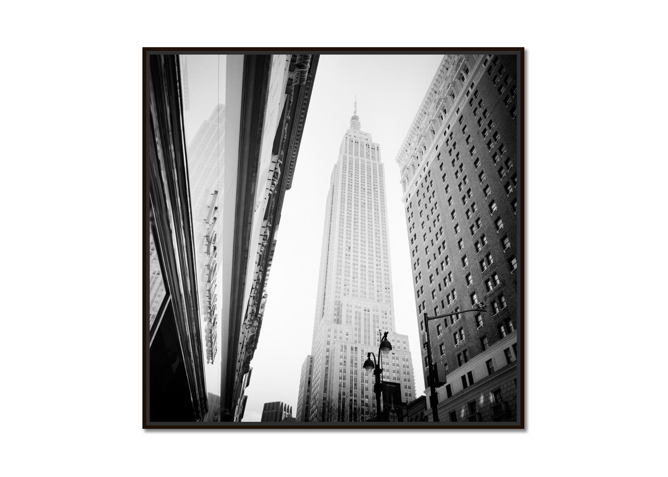 Victorias Secret, Empire State Building, New York, black and white photography - Photograph by Gerald Berghammer