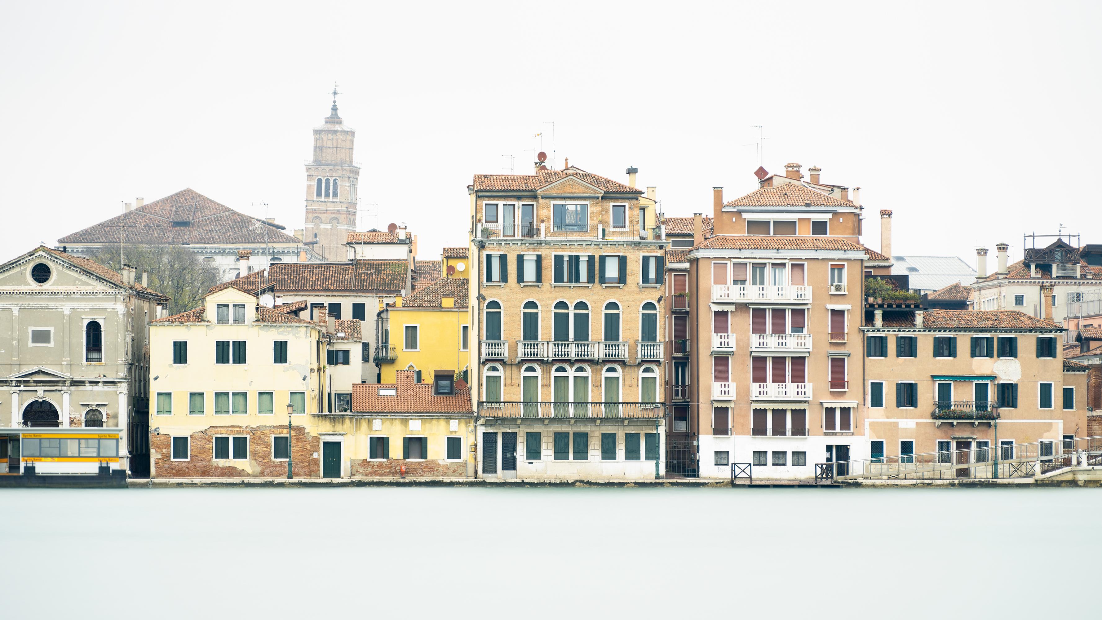 Vue de Venise – Le clocher de Santo Stefano, Italie – Photographie en édition limitée