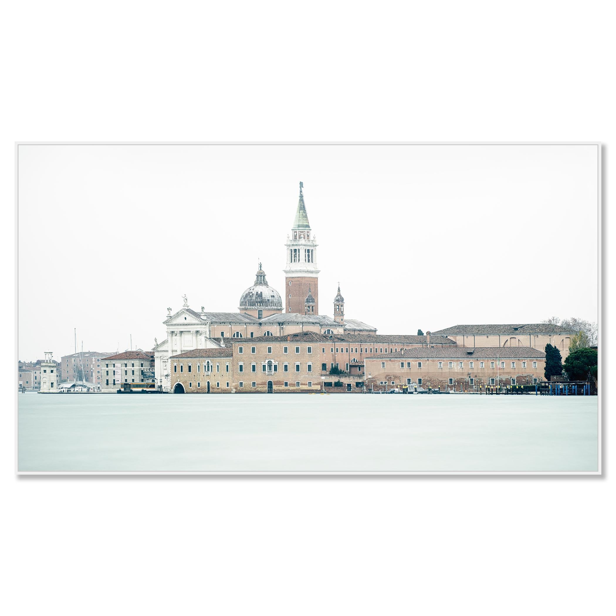 Vue de Venise - panorama urbain - San Giorgio Maggiore - édition limitée - Photograph de Gerald Berghammer