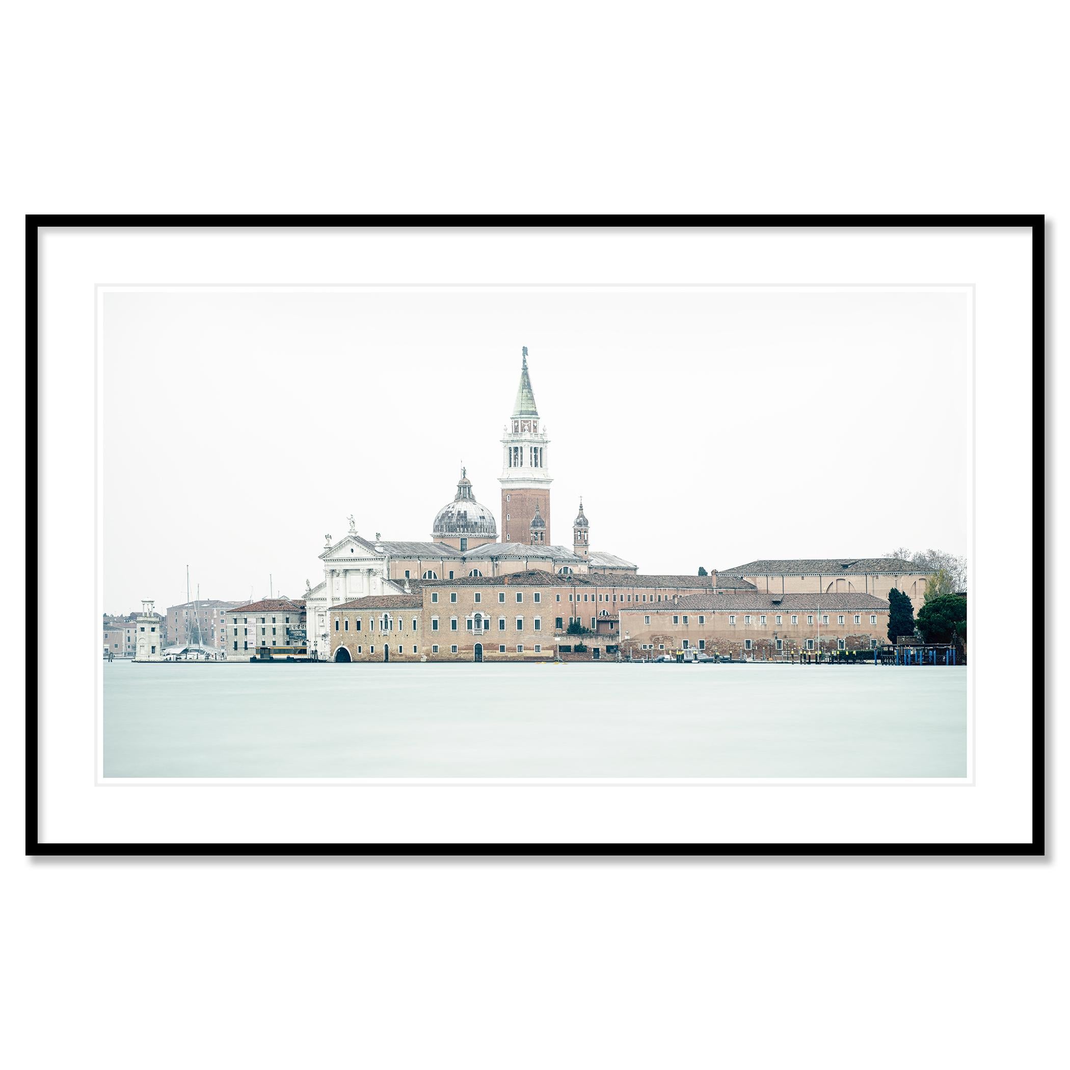 Vue de Venise - panorama urbain - San Giorgio Maggiore - édition limitée en vente 1