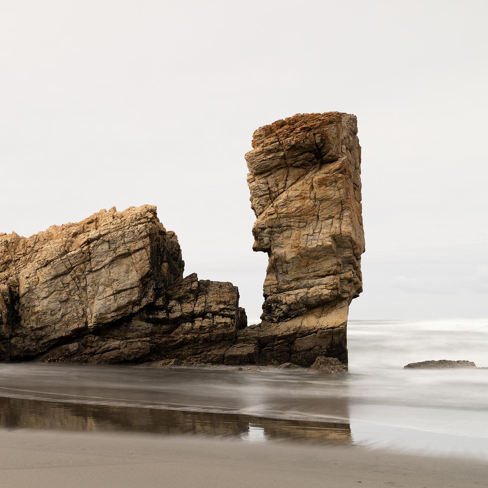 Paseo por la Playa, Mar Cantábrico, fotografía en color, edición limitada, paisaje terrestre en venta 4