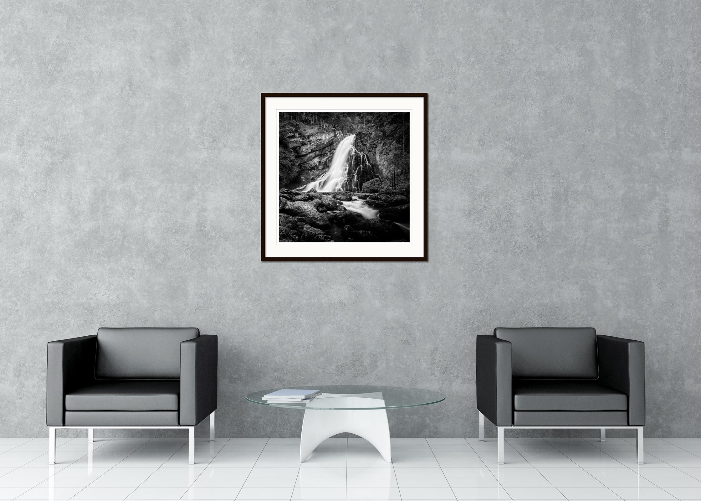Gerald Berghammer - Limited edition of 7.
Archival fine art pigment print. Signed, titled, dated and numbered by artist. Certificate of authenticity included. Printed with 4cm white border.
15.75 x 15.75 in. (40 x 40 cm) edition of 7
23.63 x 23.63