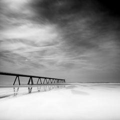Wharf de la Salie, verlassener Strand, Frankreich, Schwarz-Weiß-Landschaftsfotografie