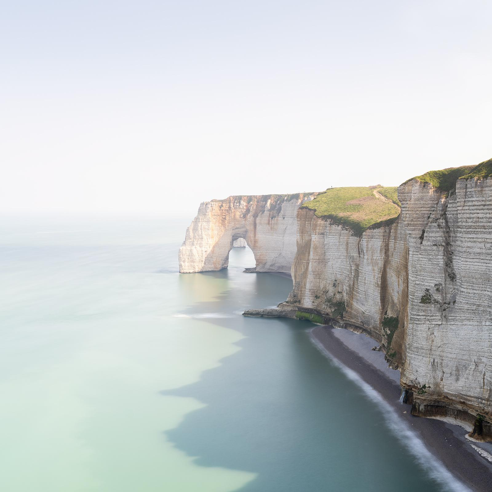 White Cliffs Panorama, Große Farbfotografie, Meereslandschaft, Druck in limitierter Auflage im Angebot 3