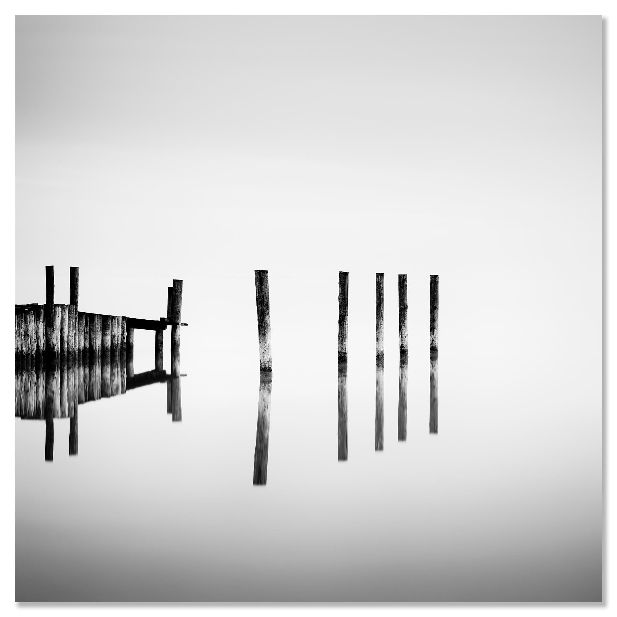 Holzsockel, Seestücke, Langer Ausblick, Wasserlandschaft, Landschaft in limitierter Auflage im Angebot 3