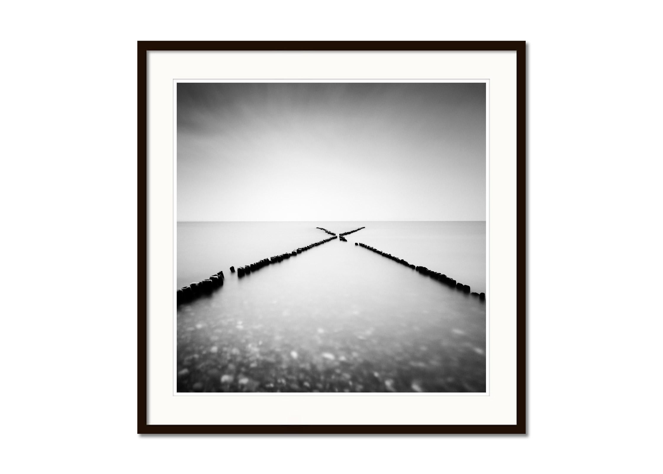 X - Factor, lunga esposizione, fotografia monocromatica, lunga esposizione, edizione limitata - Landscape Photograph Grigio di Gerald Berghammer