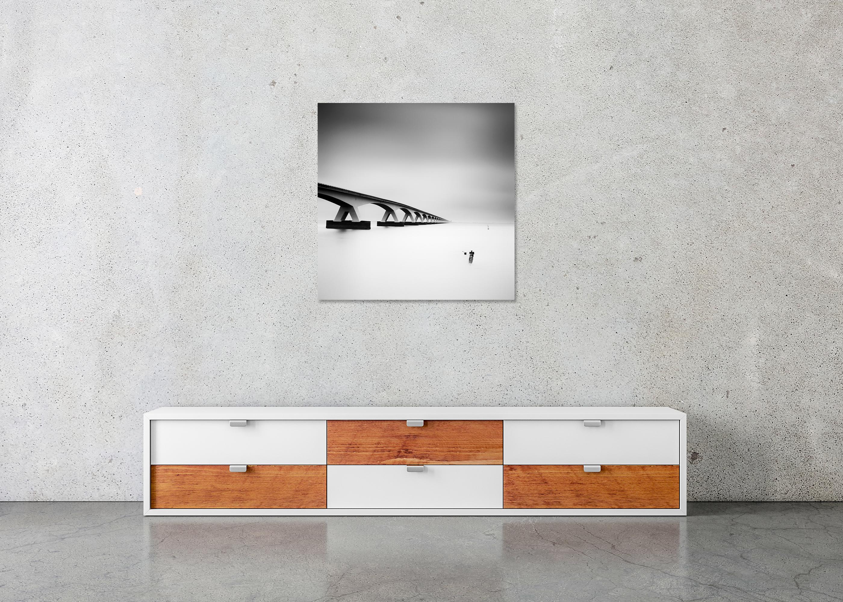 Zeeland Bridge, longue exposition, photographie noir et blanc, tirage en édition limitée en vente 4