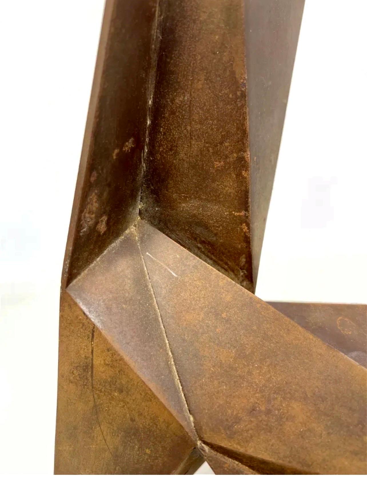 Sculpture Origami abstraite pliée en métal Corten Steel de Gerald DiGiusto en vente 7