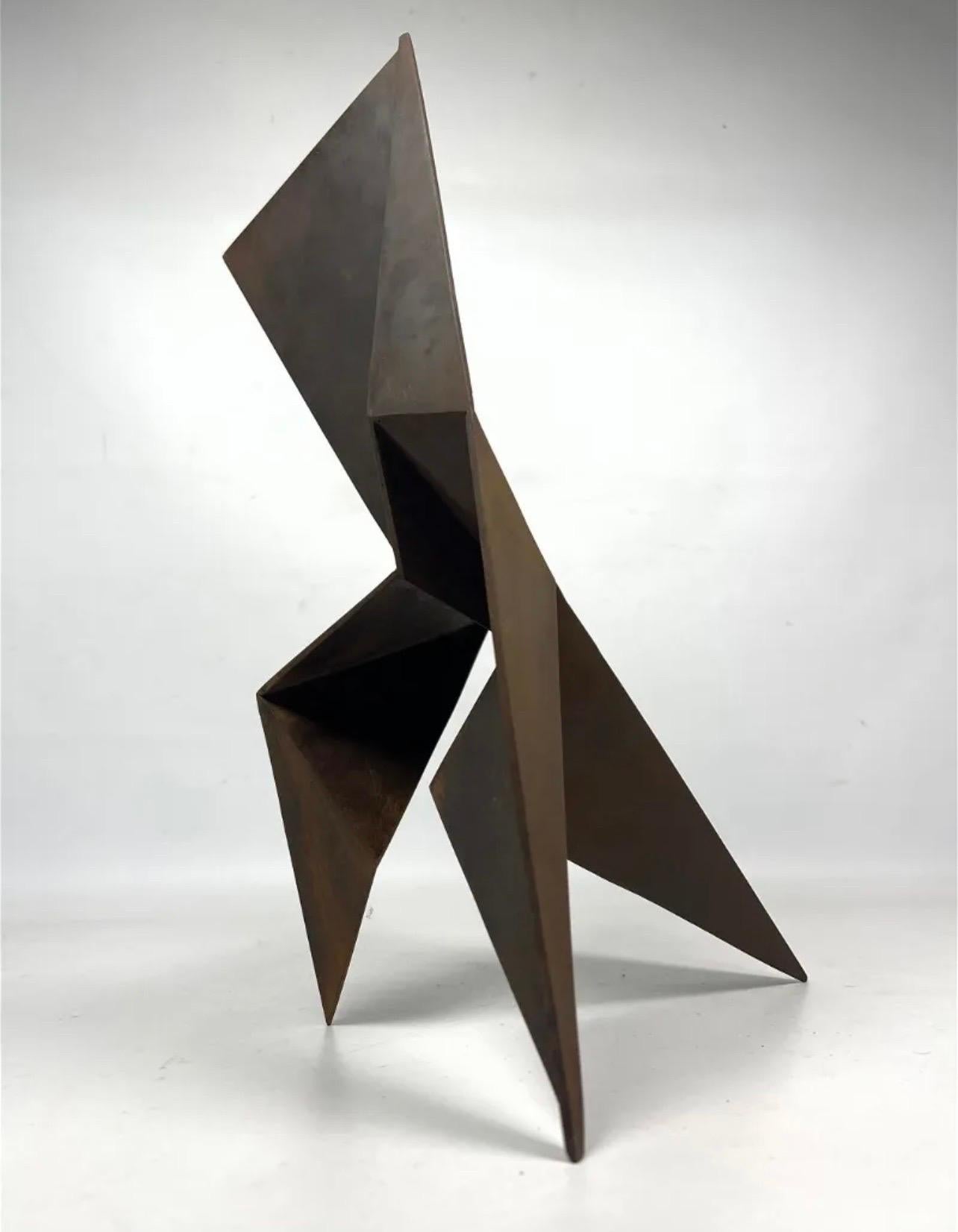 Sculpture Origami abstraite pliée en métal Corten Steel de Gerald DiGiusto en vente 8