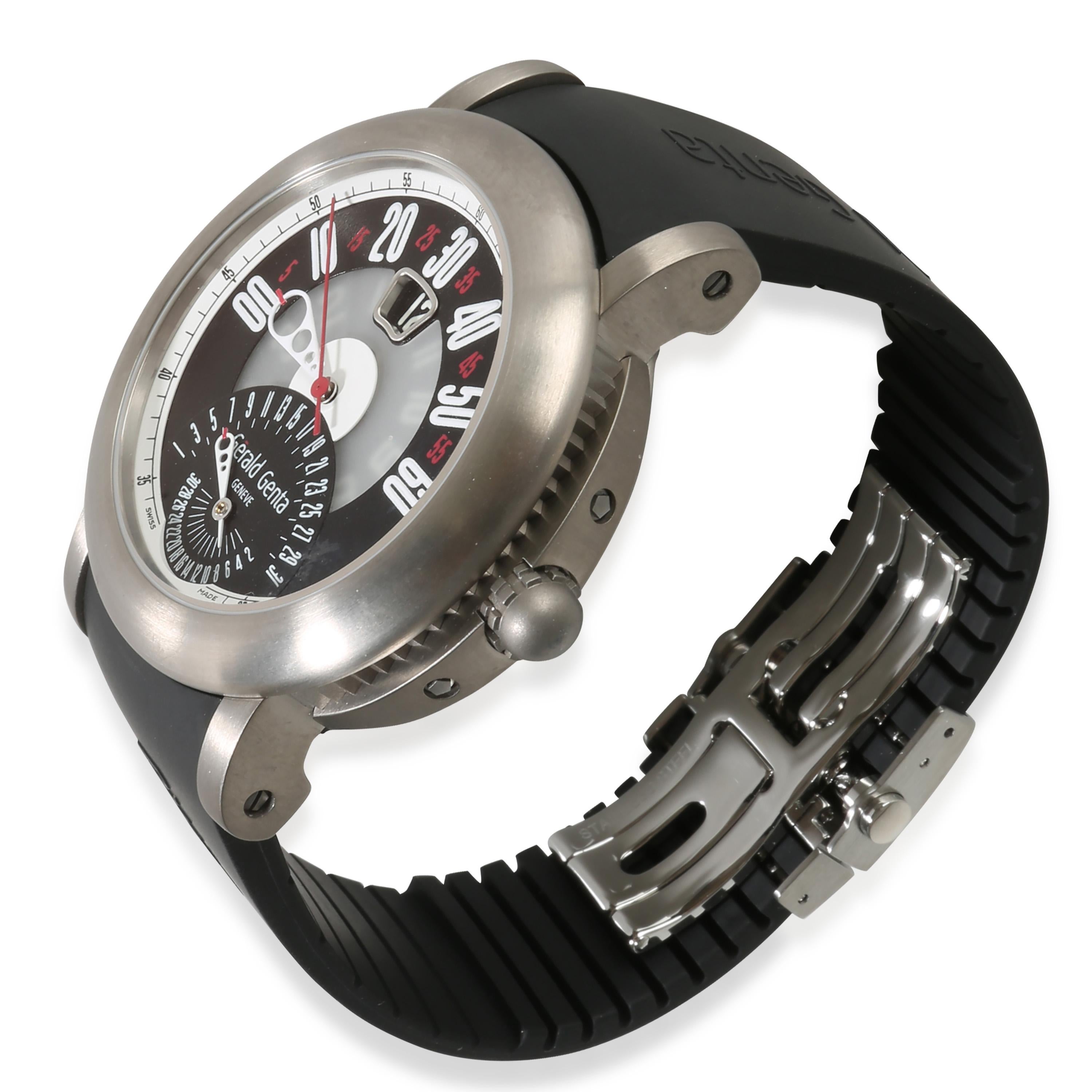 Gerald Genta Arena Bi-Retro Sport BSP.Y.80.263.CA.BD Men's Watch in  Titanium In Excellent Condition For Sale In New York, NY