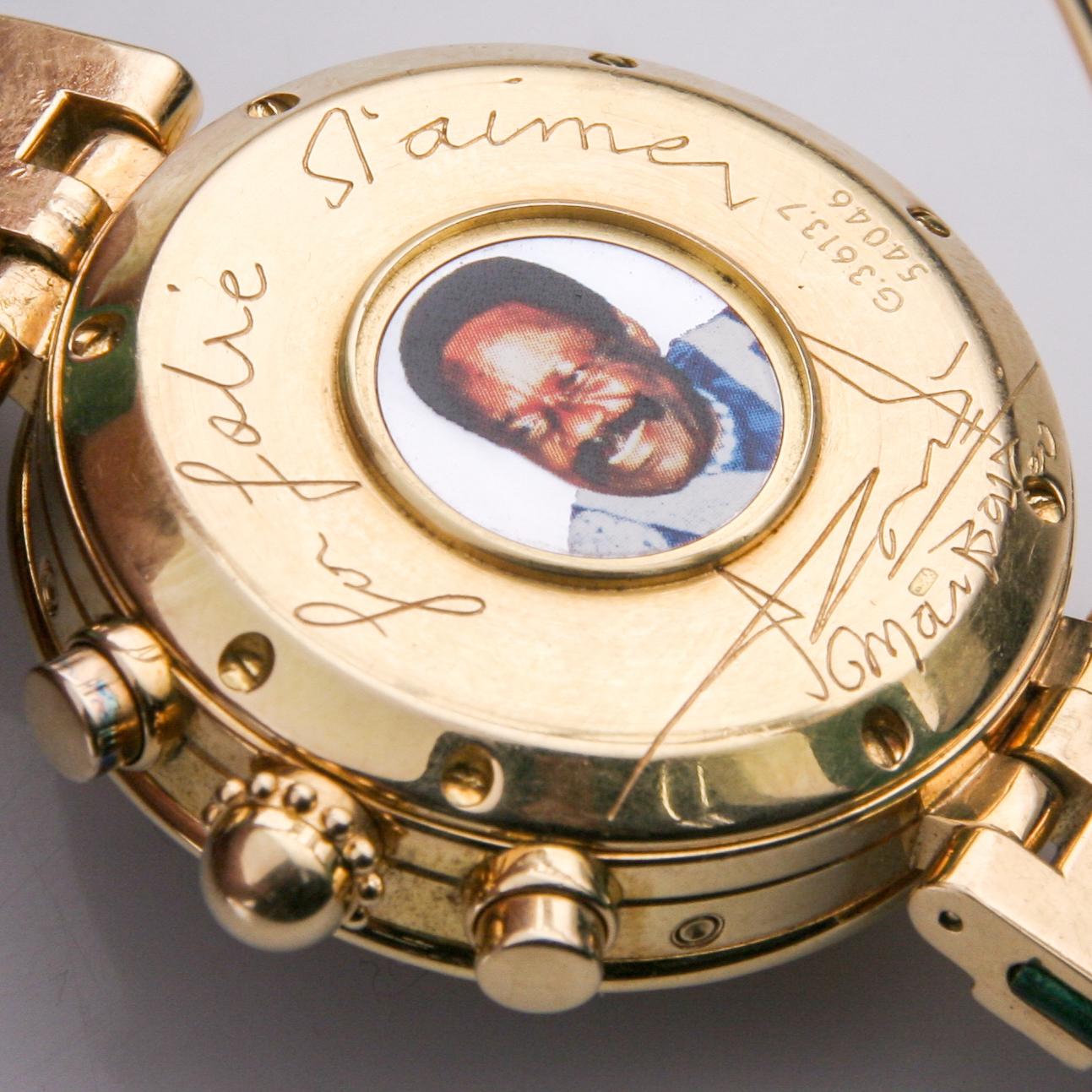Gerald Genta Montre personnalisée avec lunette en or 18 carats et diamant rose de 5 carats Bon état - En vente à Sherman Oaks, CA
