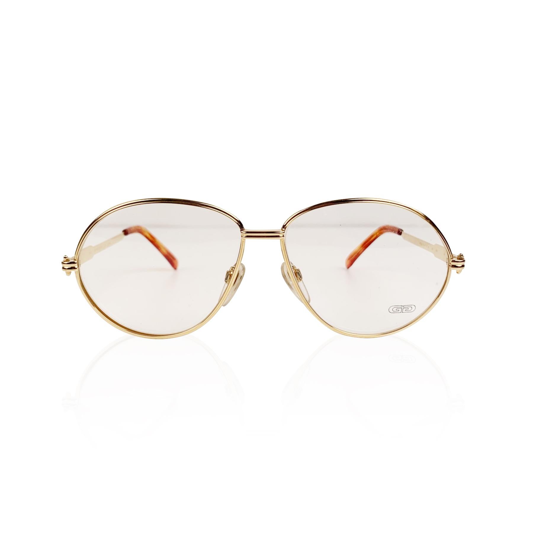 Gold plated eyeglasses by Gerald Genta by Orama, from the early 1990s. Model: New Classic 06 - AU - 140 - 9104753. Beautiful gold frame. Clear demo lenses. Hand Made in Japan



Details

MATERIAL: Gold Plated

COLOR: Gold

MODEL: New Classic
