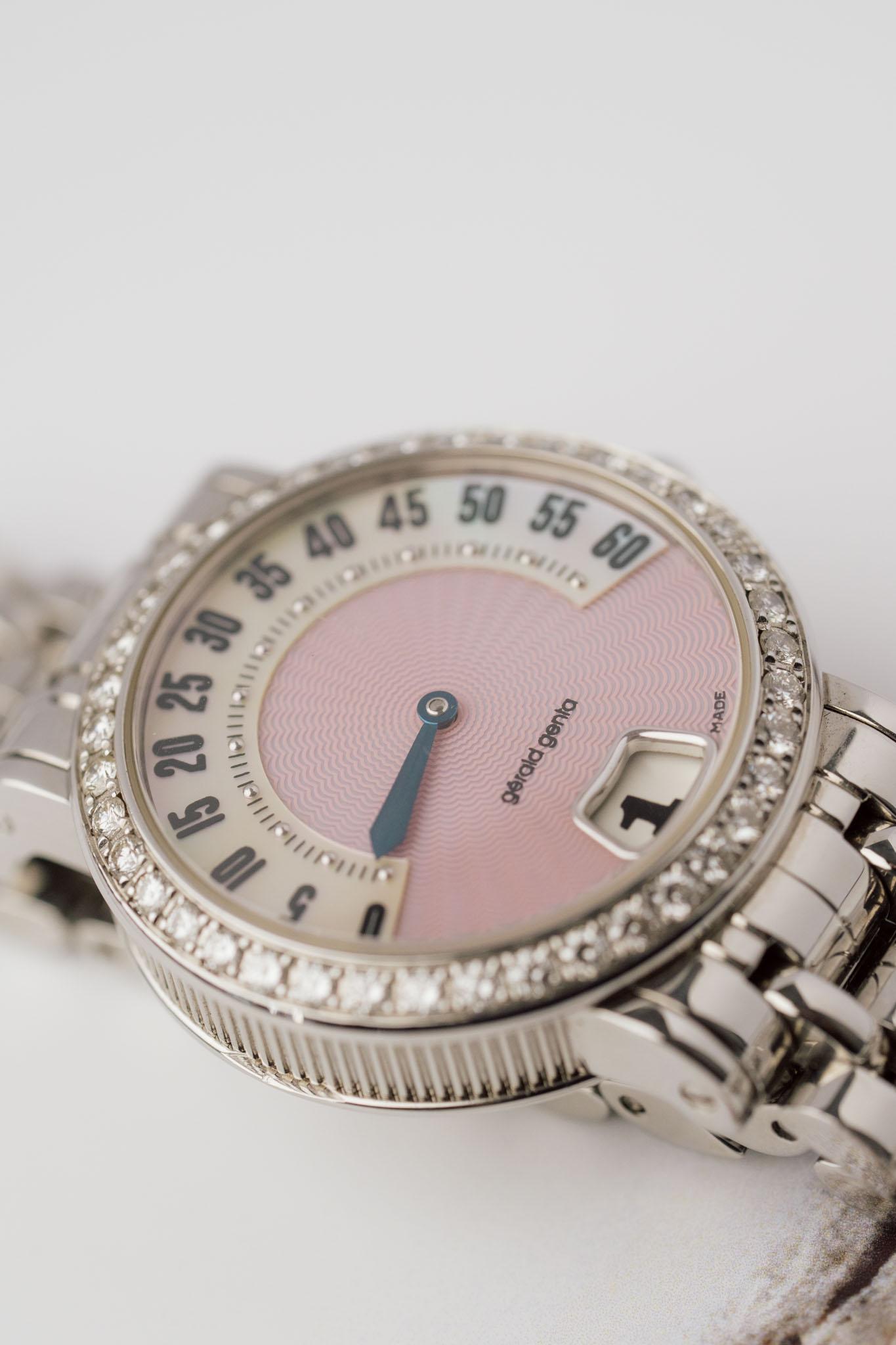 Gerald Genta	Retro G.3624 Pink Mother of Pearl Diamond Jump Hour 1990er Jahre im Zustand „Gut“ im Angebot in SYDNEY, AU