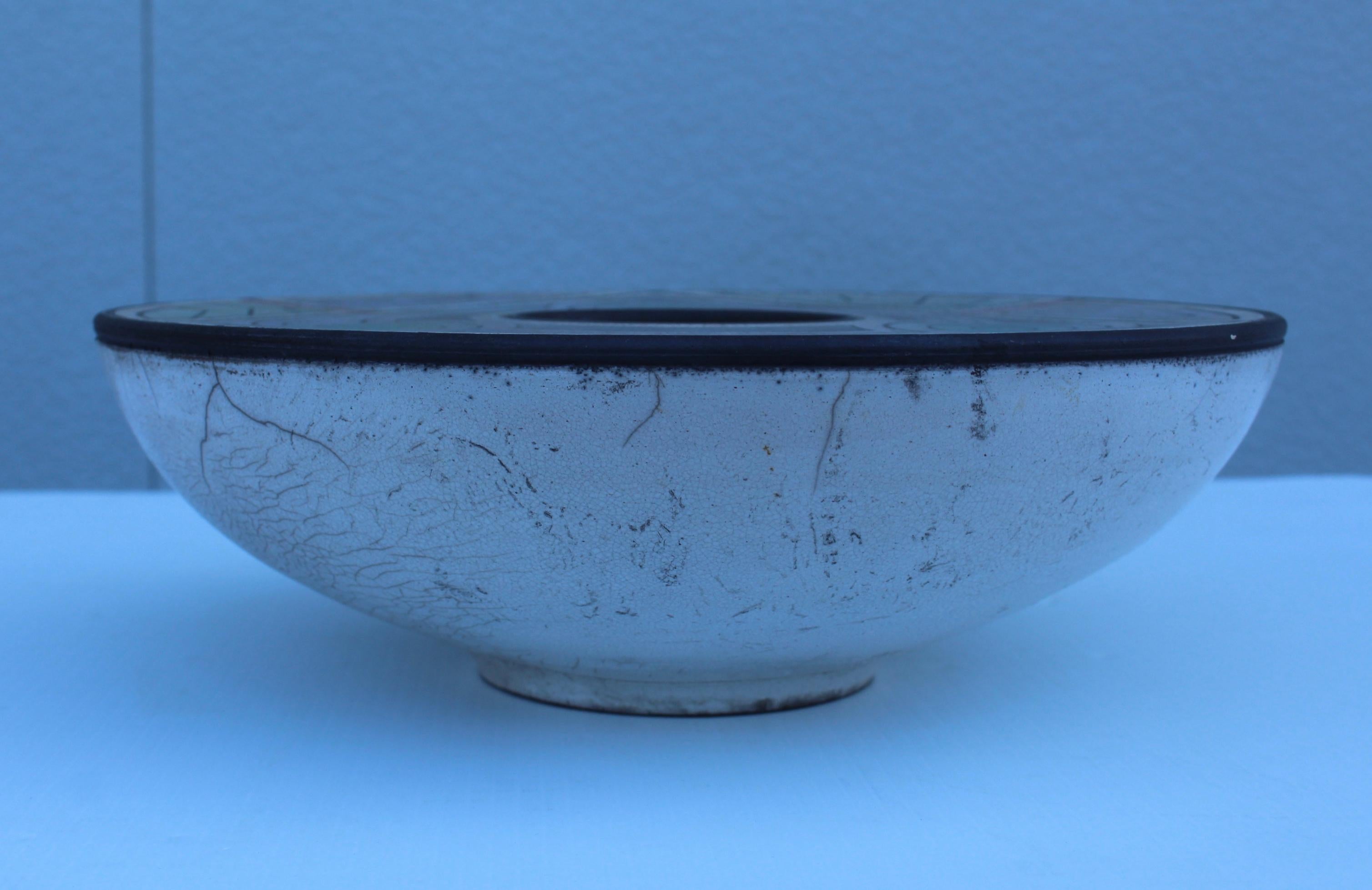 1980s Raku ceramic Memphis style bowl with gold leaf interior by Gerald Hong.