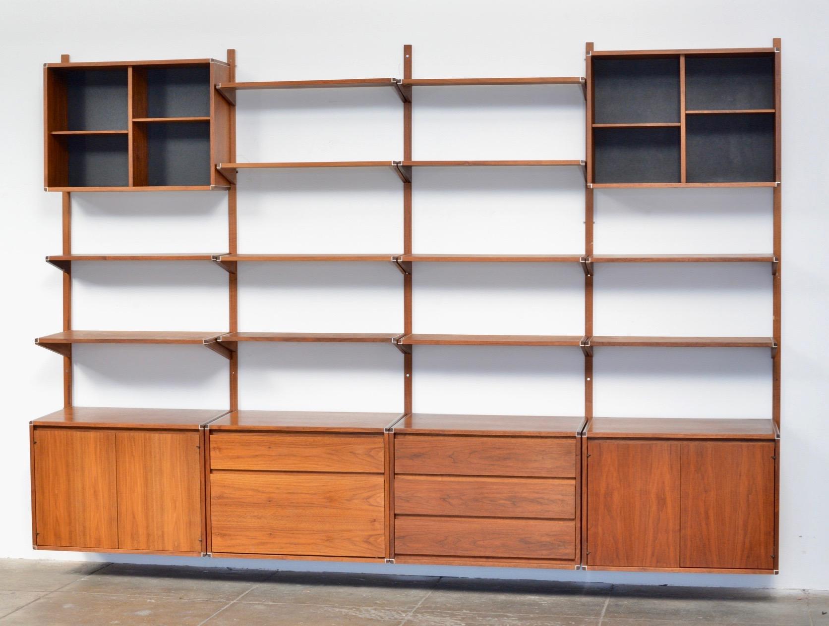 Mueble alto Gerald McCabe Barzilay Moderno de mediados de siglo en venta