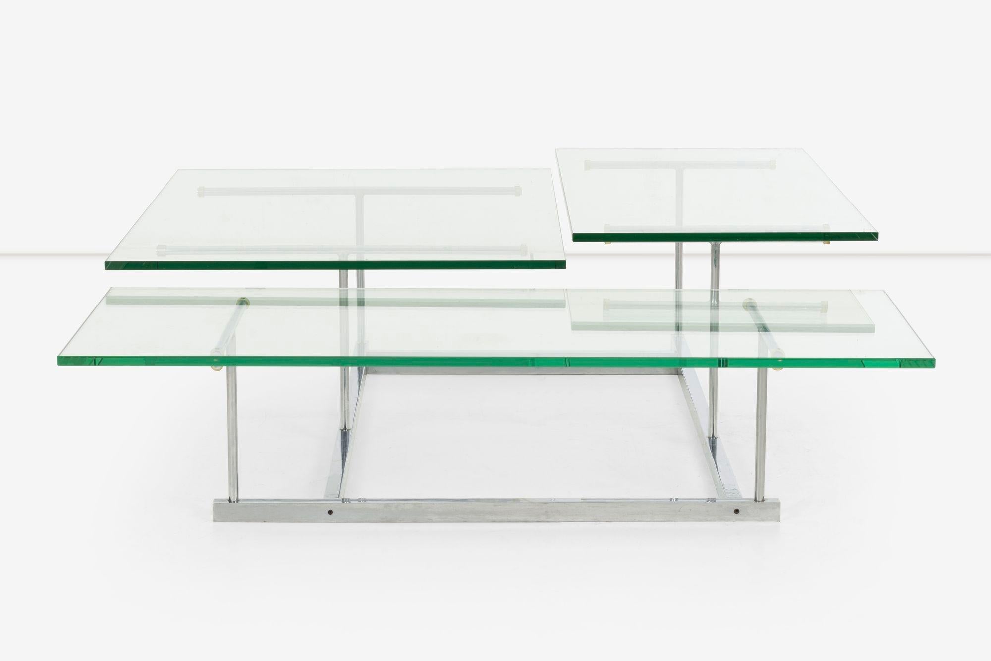 Gerald McCabe pour Orange Crate Table basse en acier et verre à 3 niveaux personnalisée en vente 7