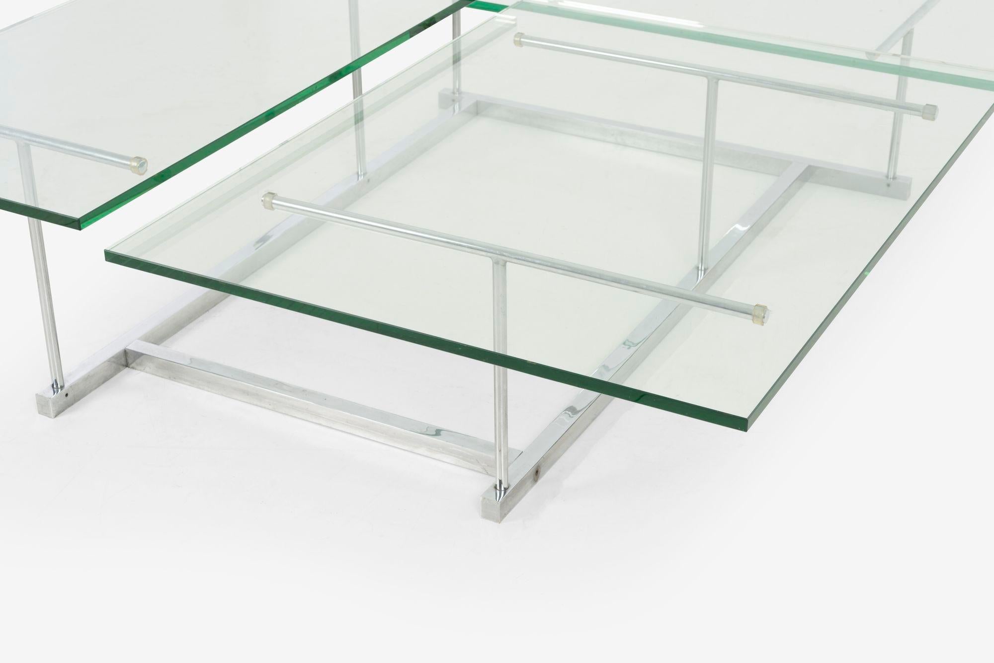 Gerald McCabe pour Orange Crate Table basse en acier et verre à 3 niveaux personnalisée en vente 1