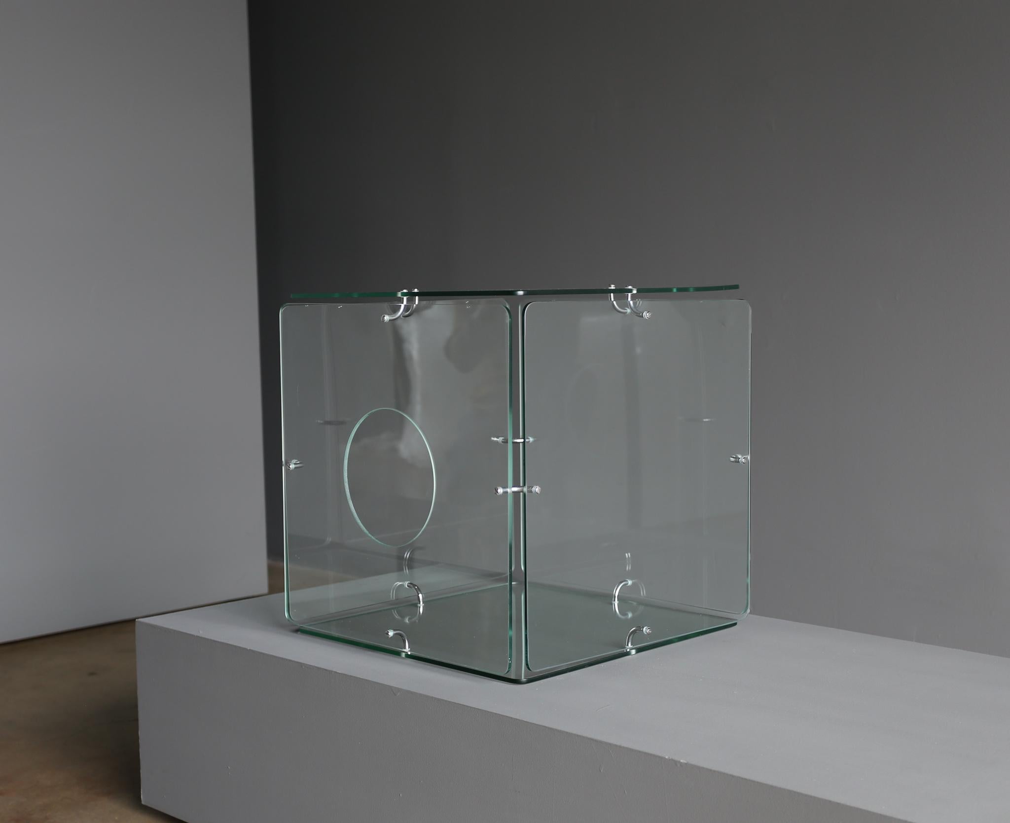 Gerald McCabe glass cube table for Eon, circa 1965.