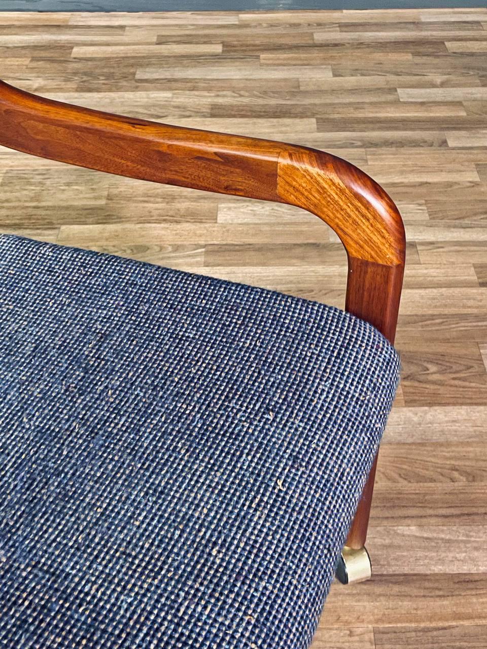 Gerald McCabe Büro-Schreibsessel für Orange Crate Modern im Angebot 1